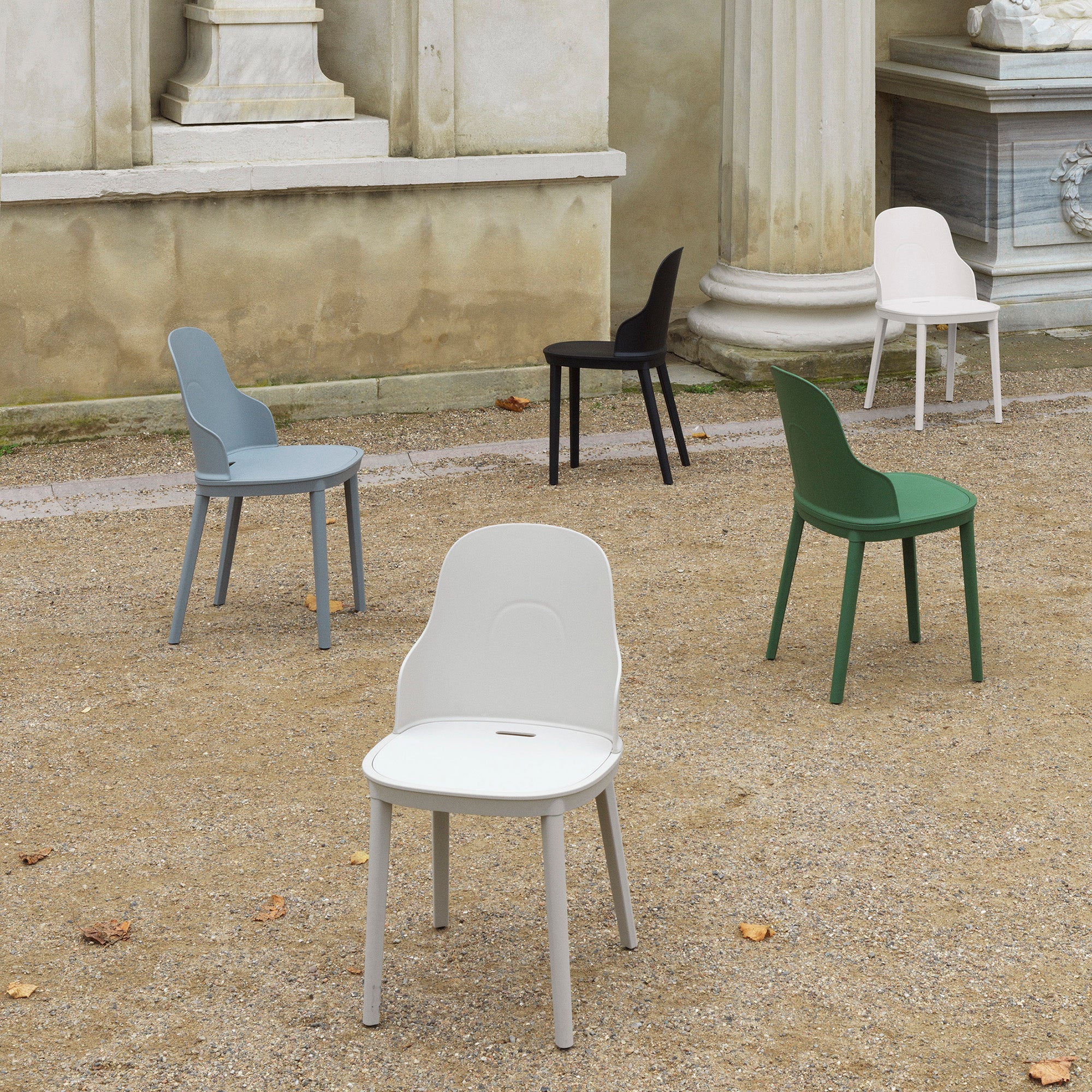 Allez Chair, scaun din plastic cu șezutul tapițat