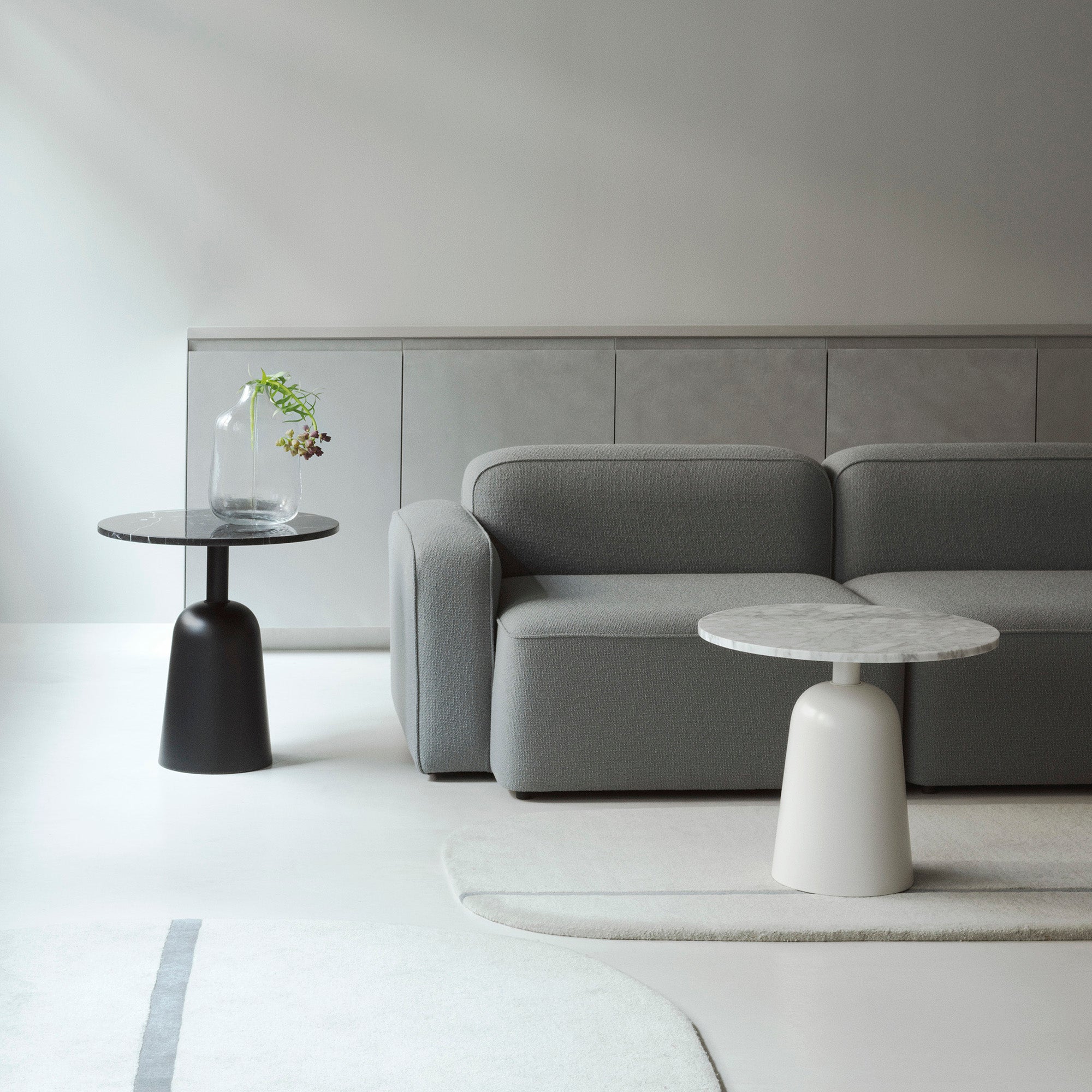 Turn Table măsuță