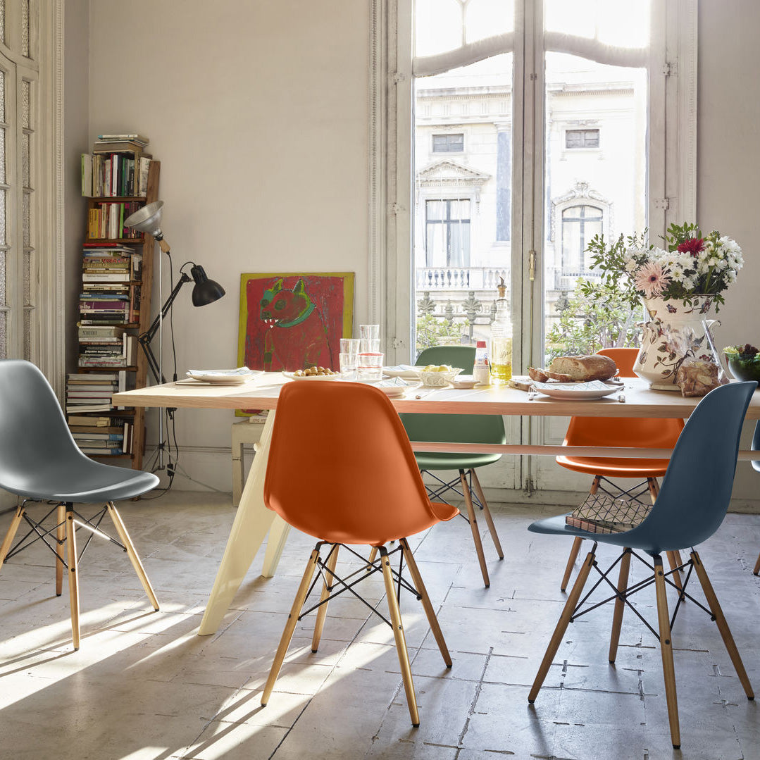 Eames Plastic DSW scaun cu picioare frasin natur