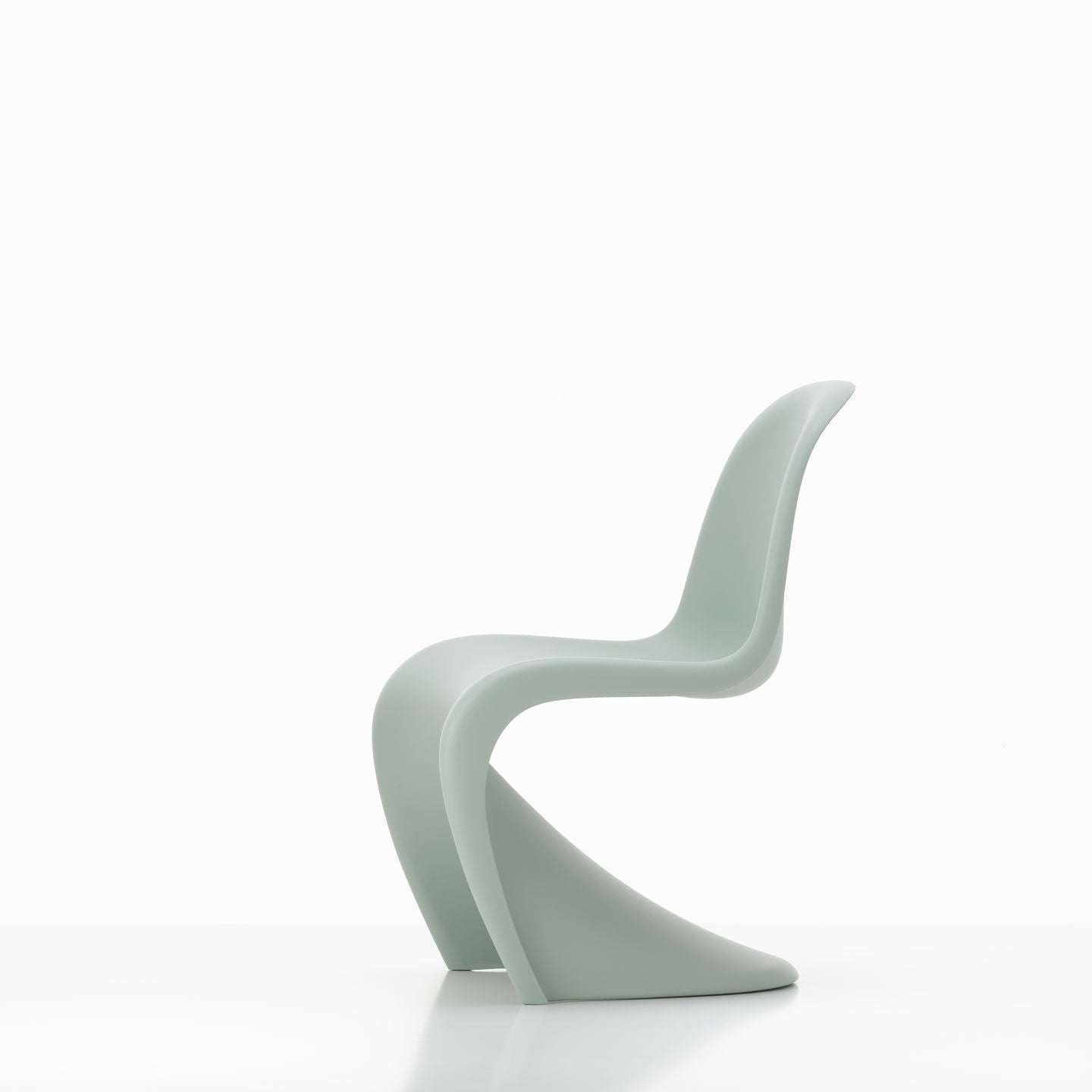 Panton Chair Junior scaun din plastic