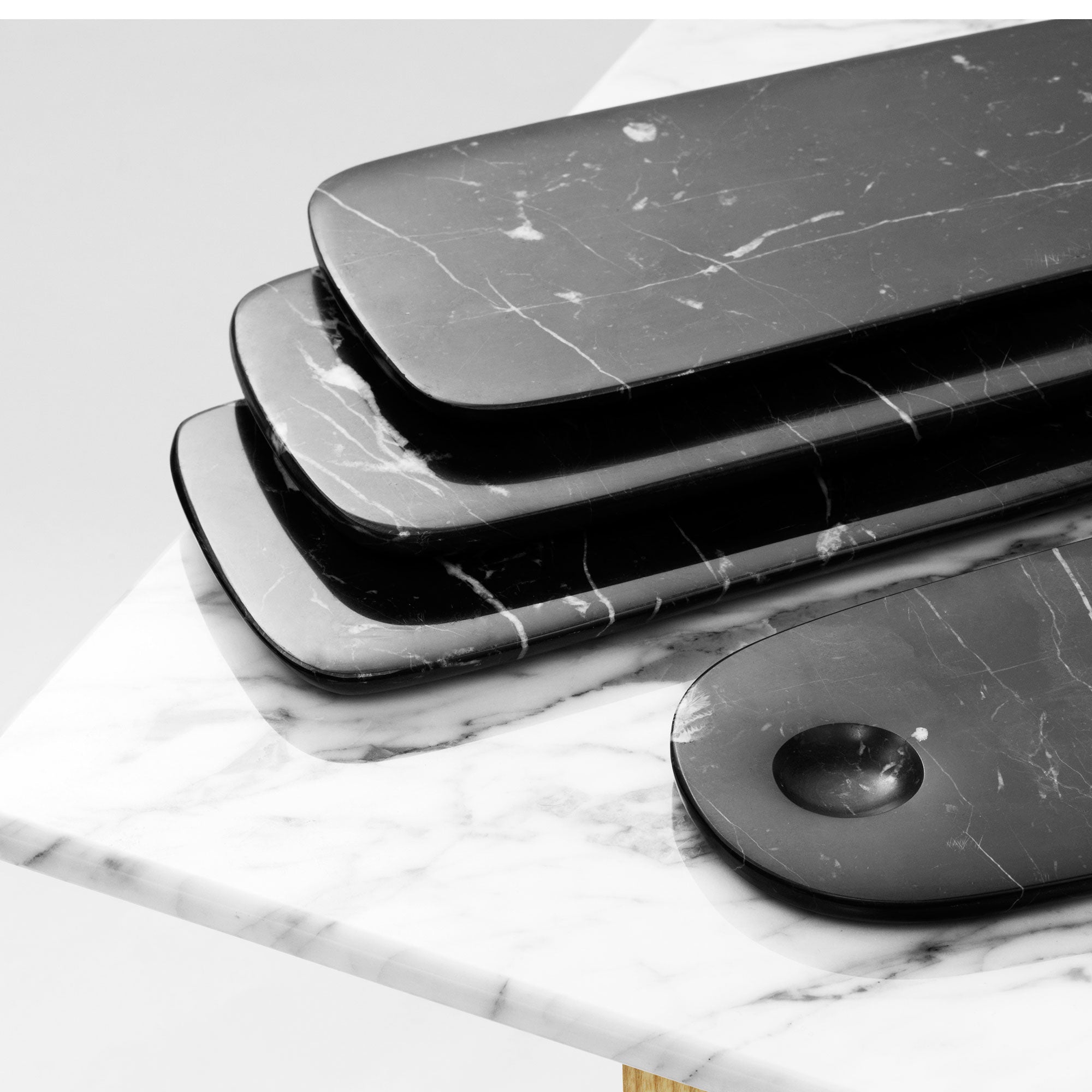 Pebble placă pentru servire L
