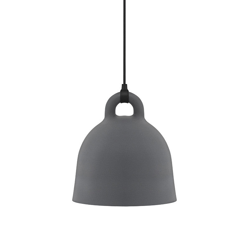 Bell medium, o lampă suspendată produsă de Normann Copenhagen