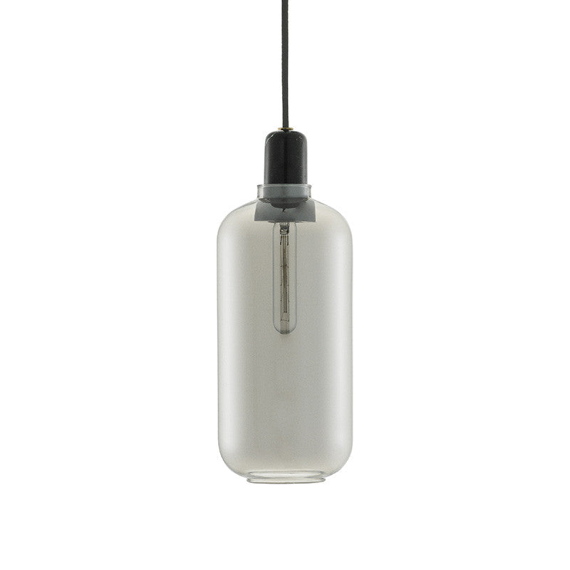 Amp large lamp produsă de Normann Copenhagen