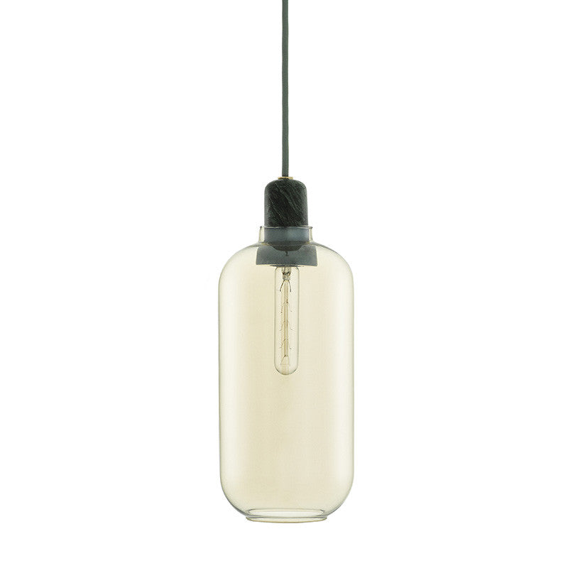 Amp large lamp produsă de Normann Copenhagen