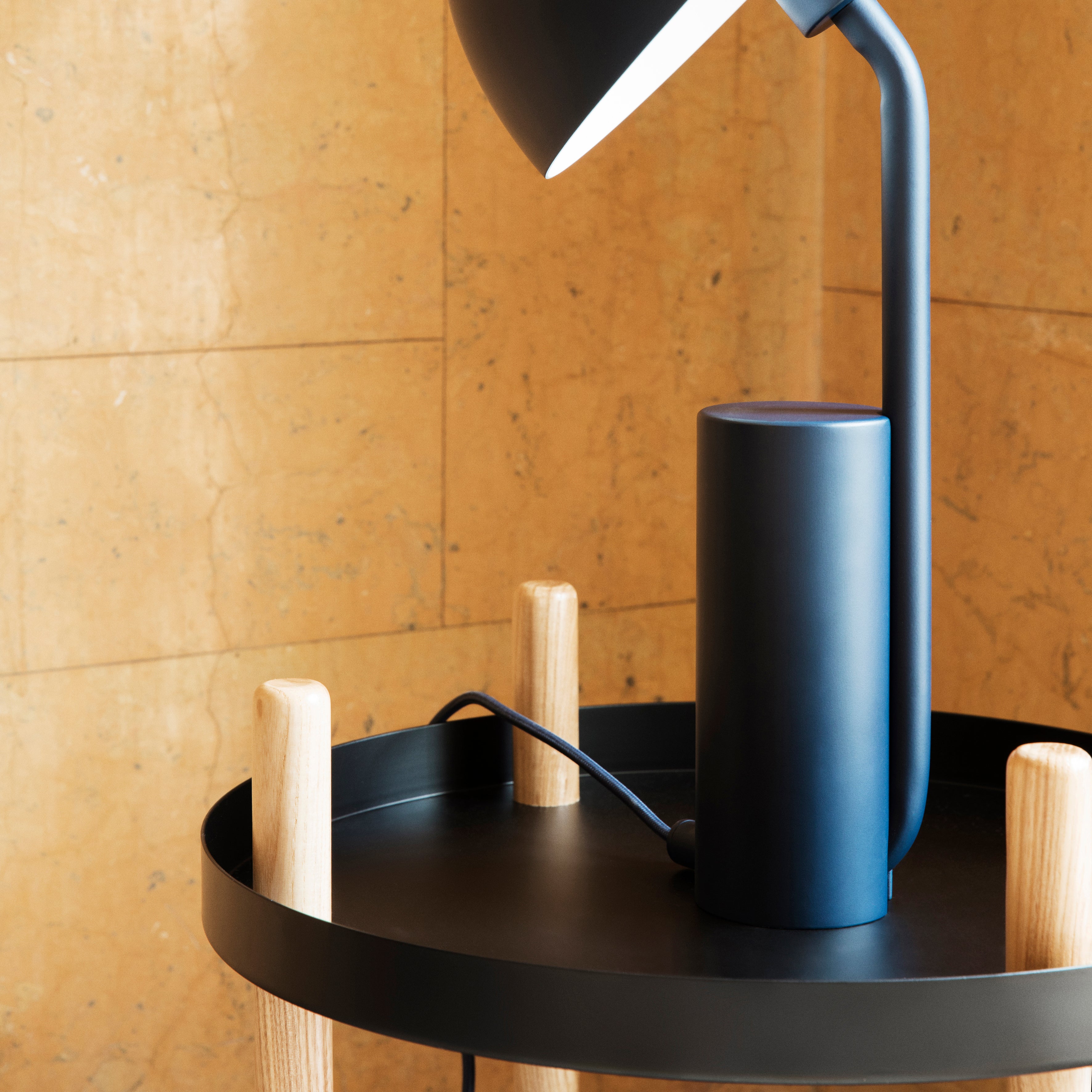 Block măsuță rotundă