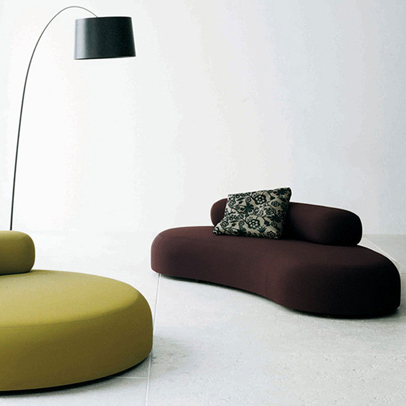 Bubble Rock, o canapea cu forme rotinjite, produsă de Living Divani