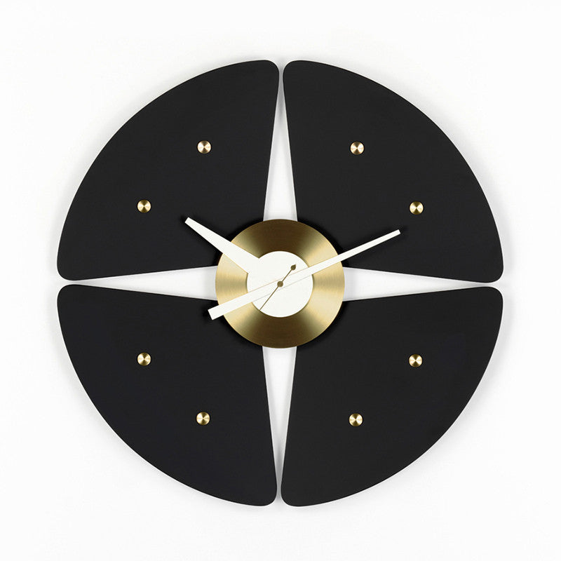 Petal, un ceas spectaculos creat de George Nelson pentru Vitra