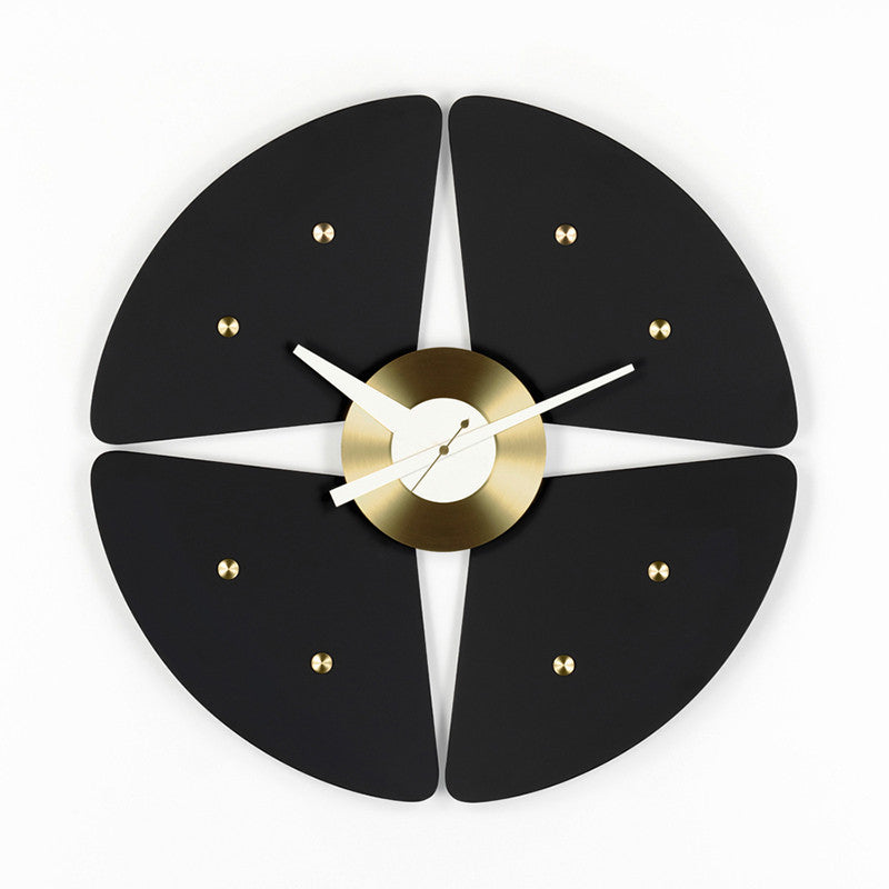 Petal, un ceas spectaculos creat de George Nelson pentru Vitra