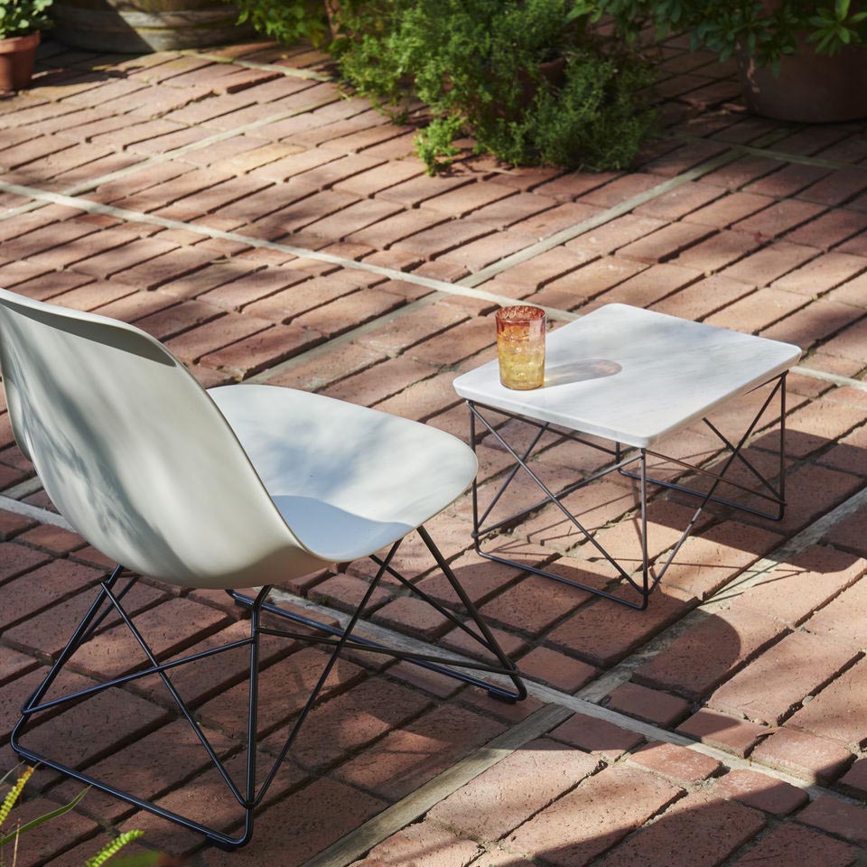 Eames Plastic LSR