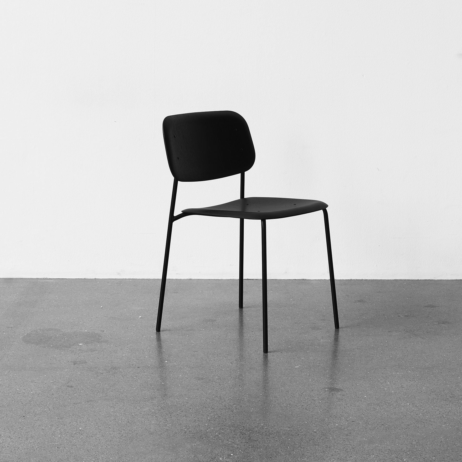 Soft Edge 40 scaun cu baza metalică