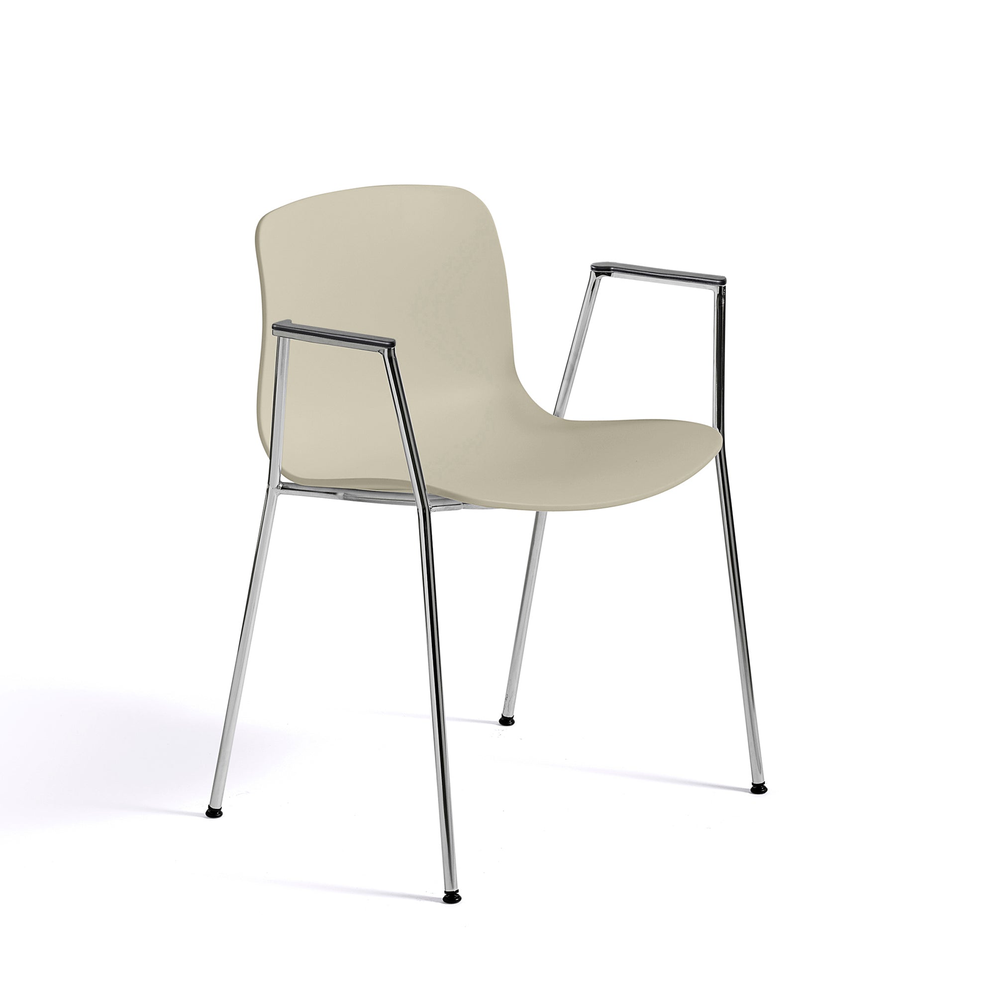 About A Chair 18 scaun de dining cu cotiere