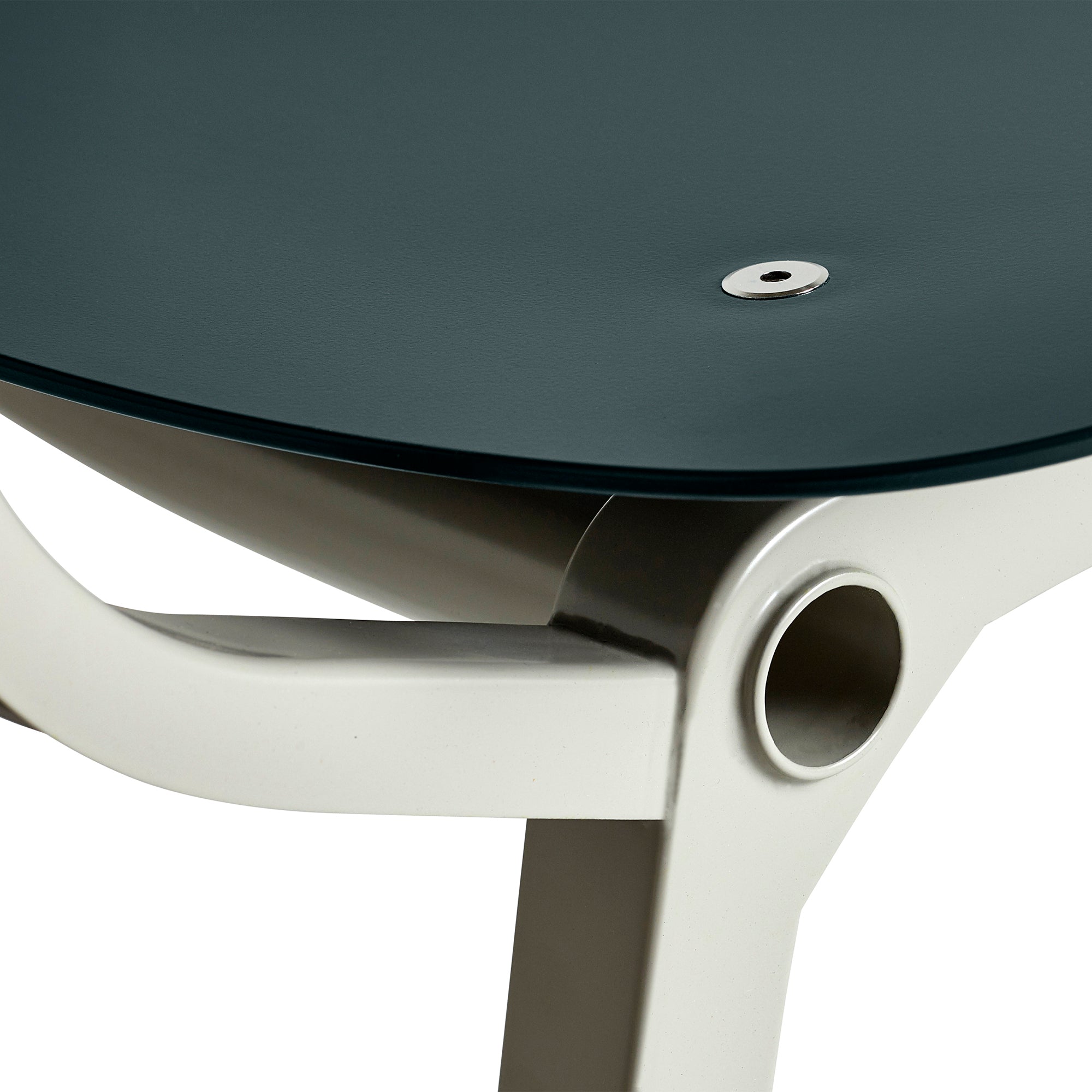 Revolt, scaun de dining