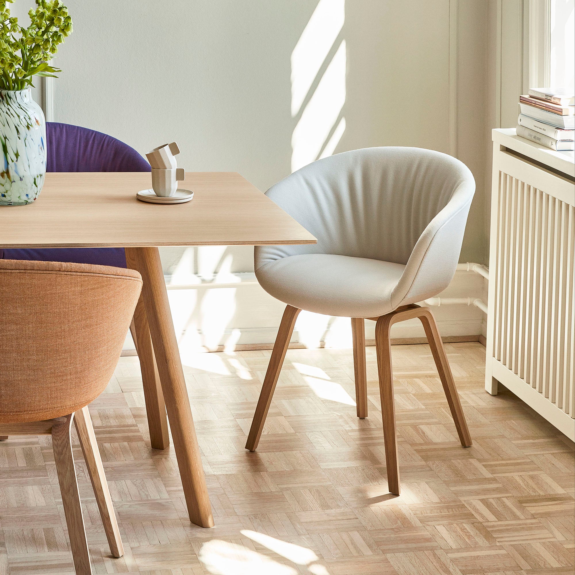 About A Chair 23 Soft scaun de dining tapițat