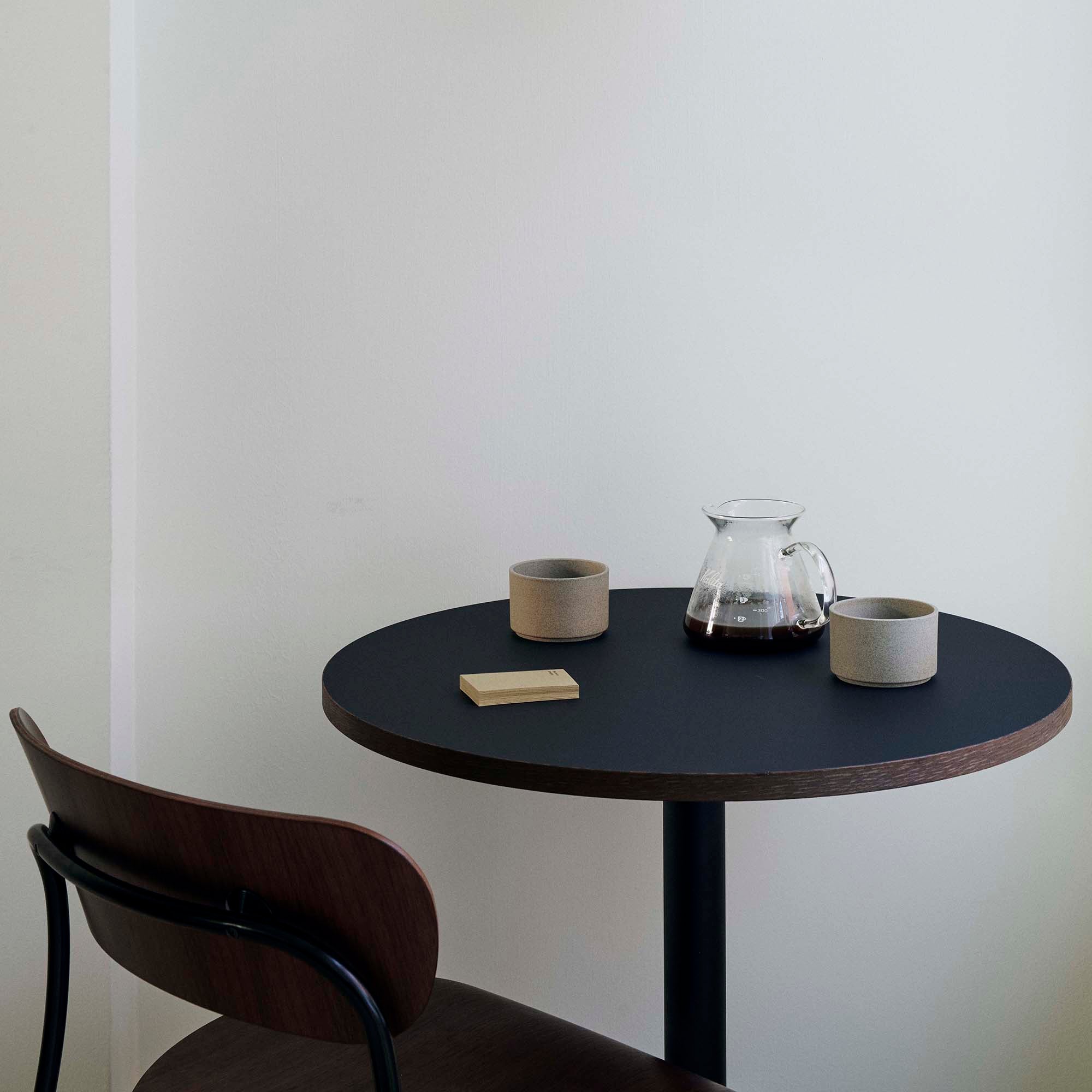 Pavilion AV1 scaun de dining cu baza neagră