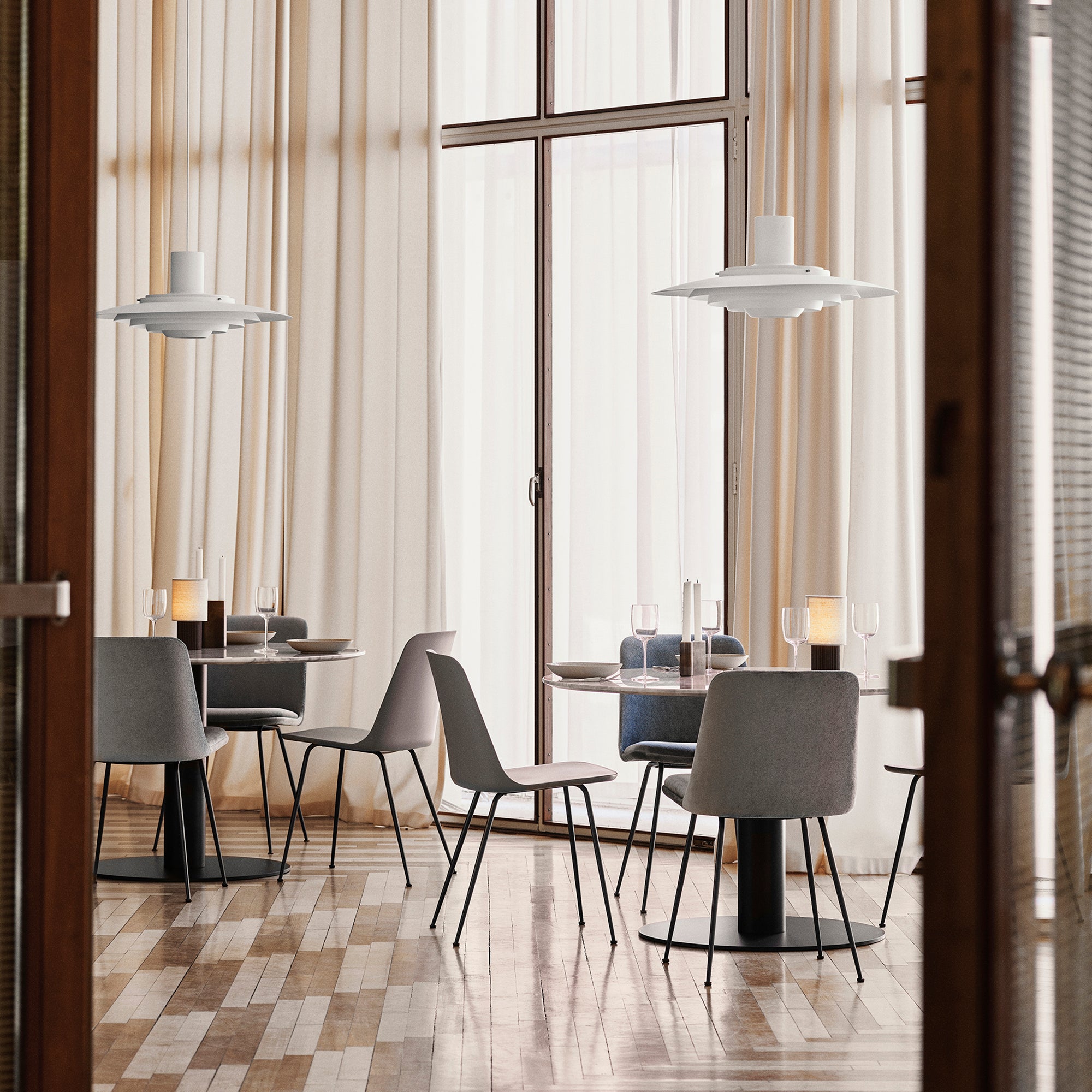 Rely HW8 scaun de dining tapițat