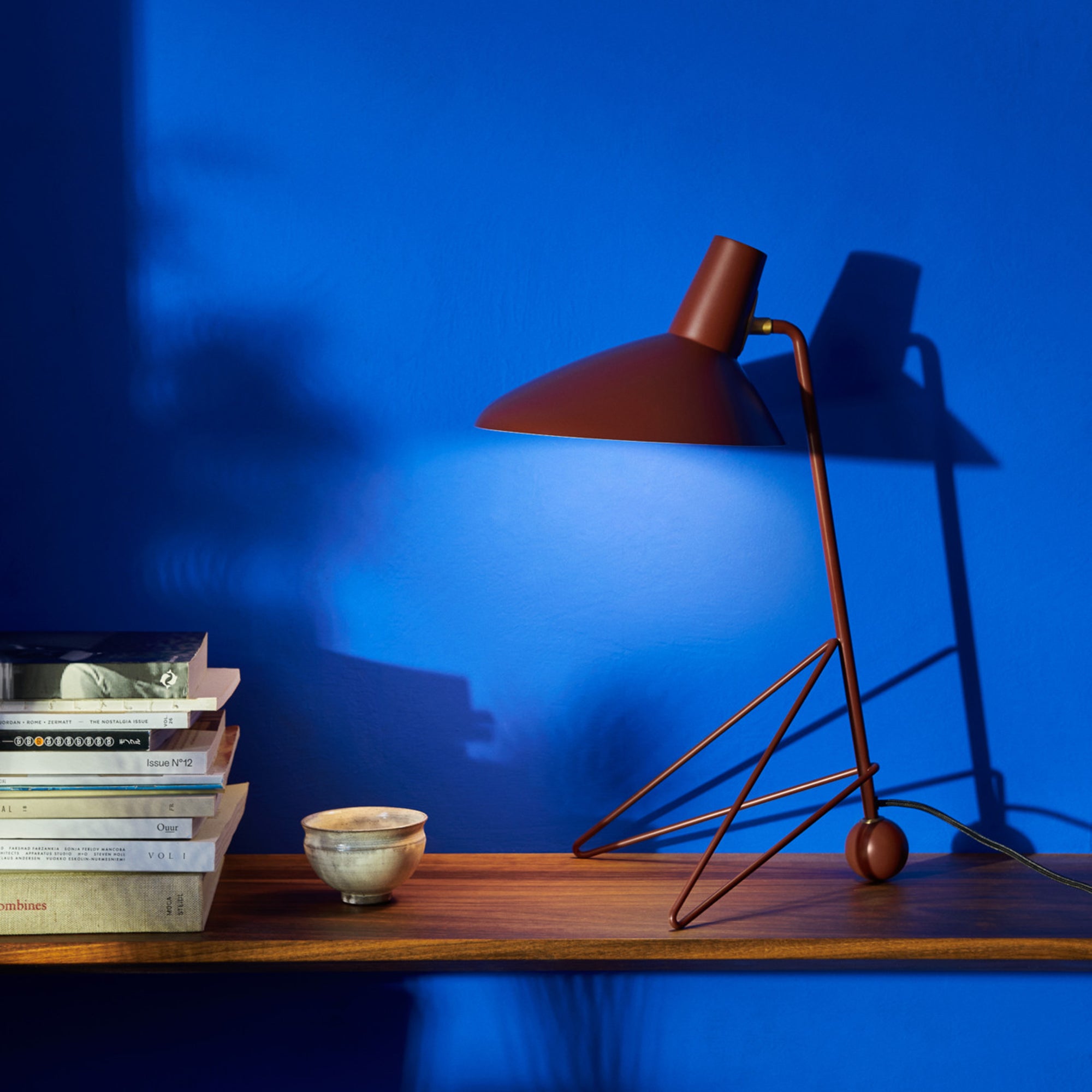 Tripod HM9, lampă de masă sau birou