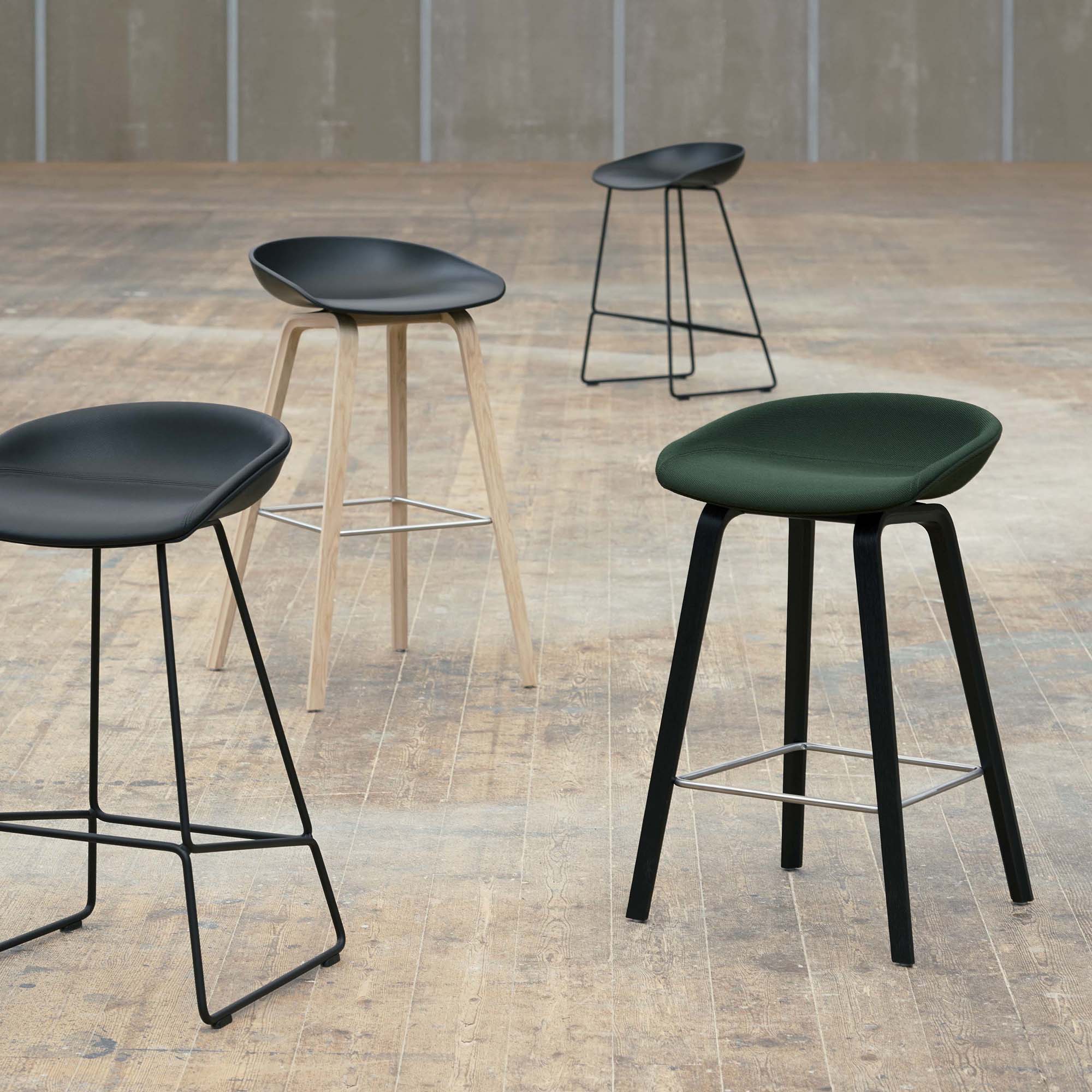 About A Stool 38 scaun de bar