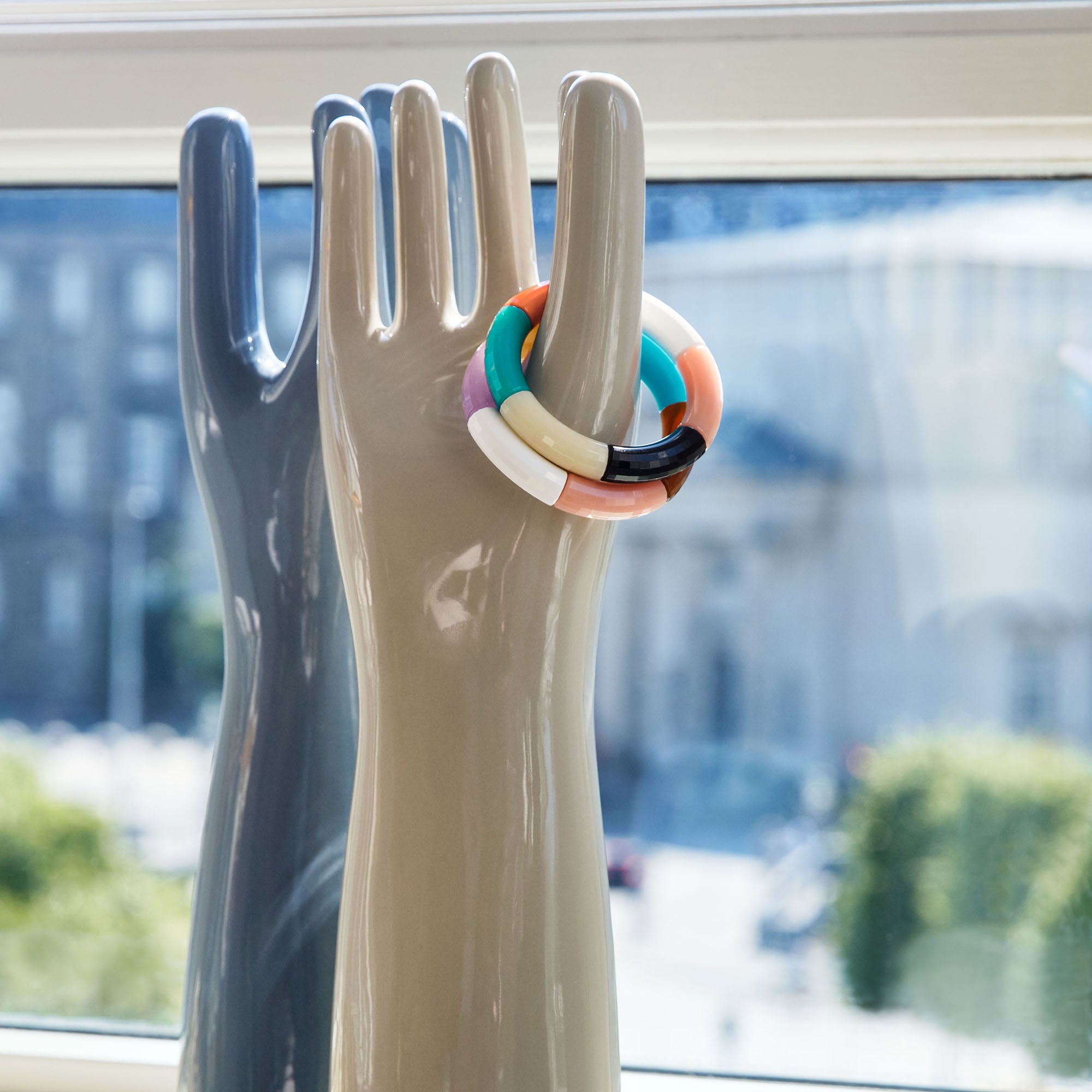 Deco Hand