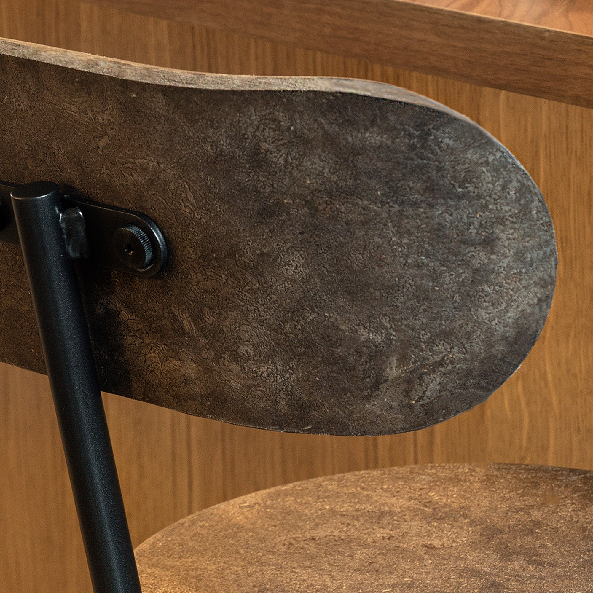 Earth Stool Backrest, scaun de bar