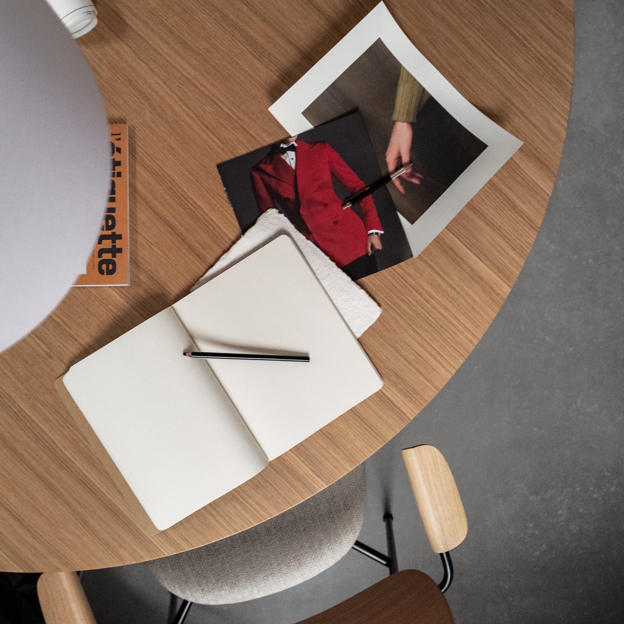 Androgyne masă Ø120 cm