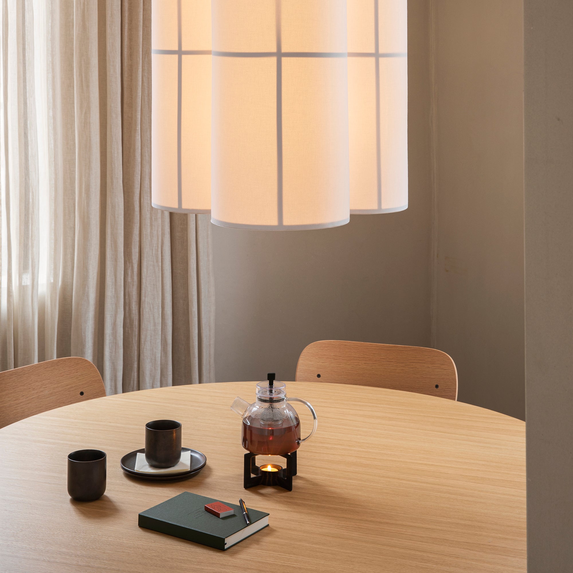 Androgyne masă Ø150 cm