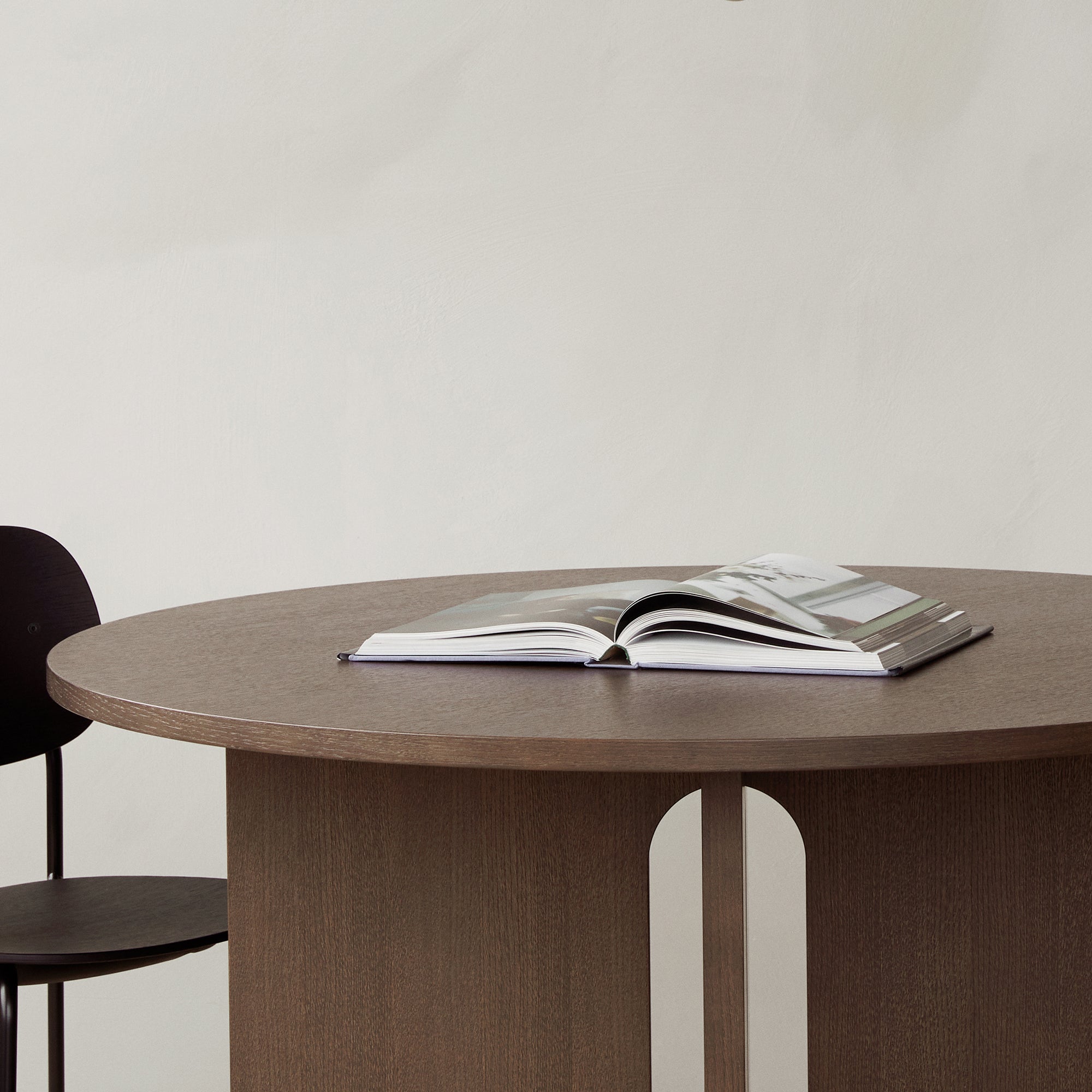 Androgyne masă Ø150 cm