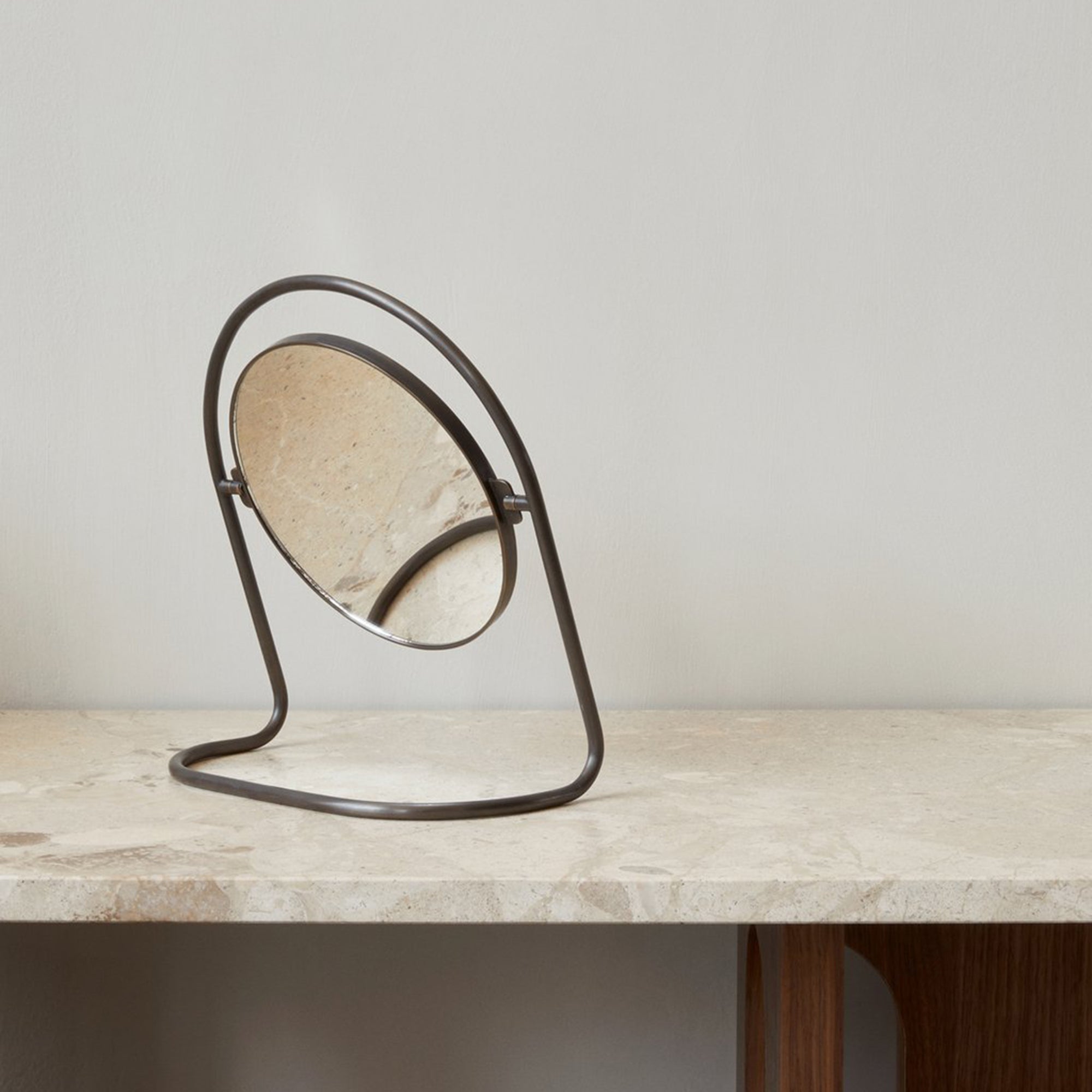 Nimbus oglindă de masă