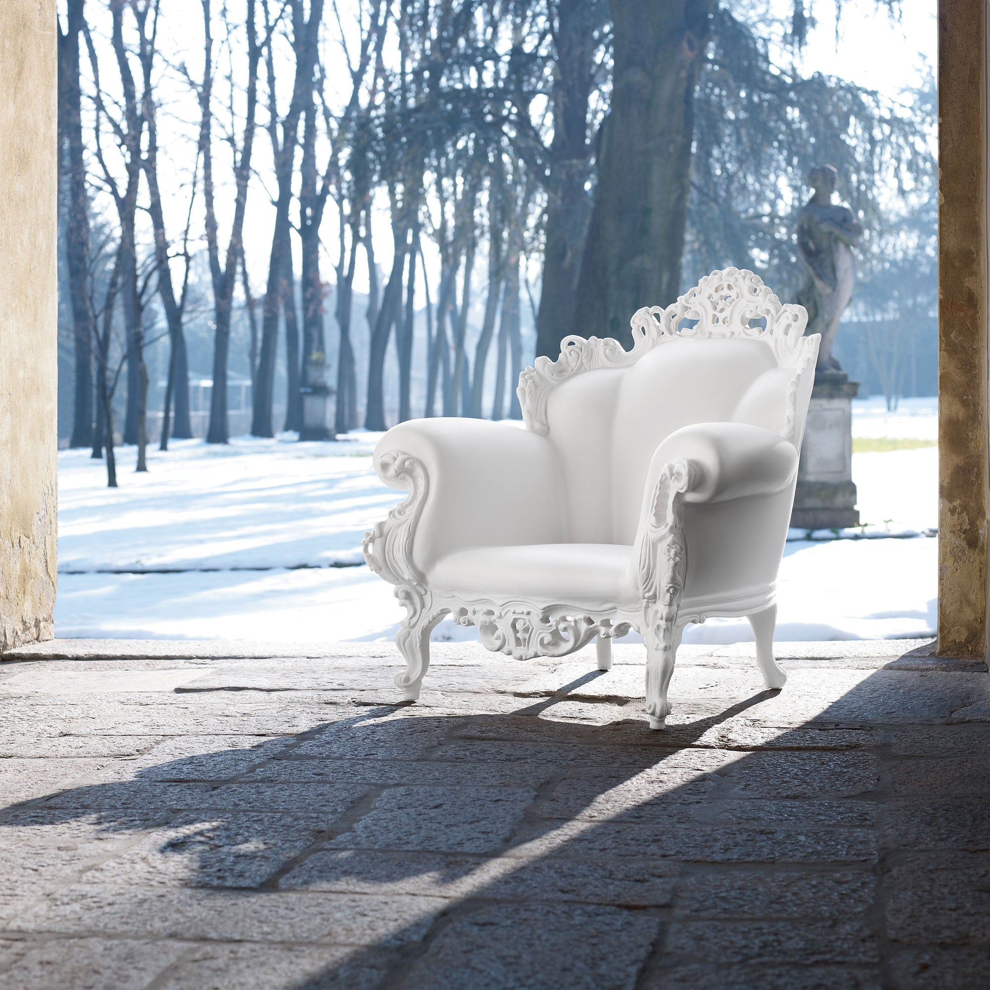 Proust fotoliu din plastic pentru exterior