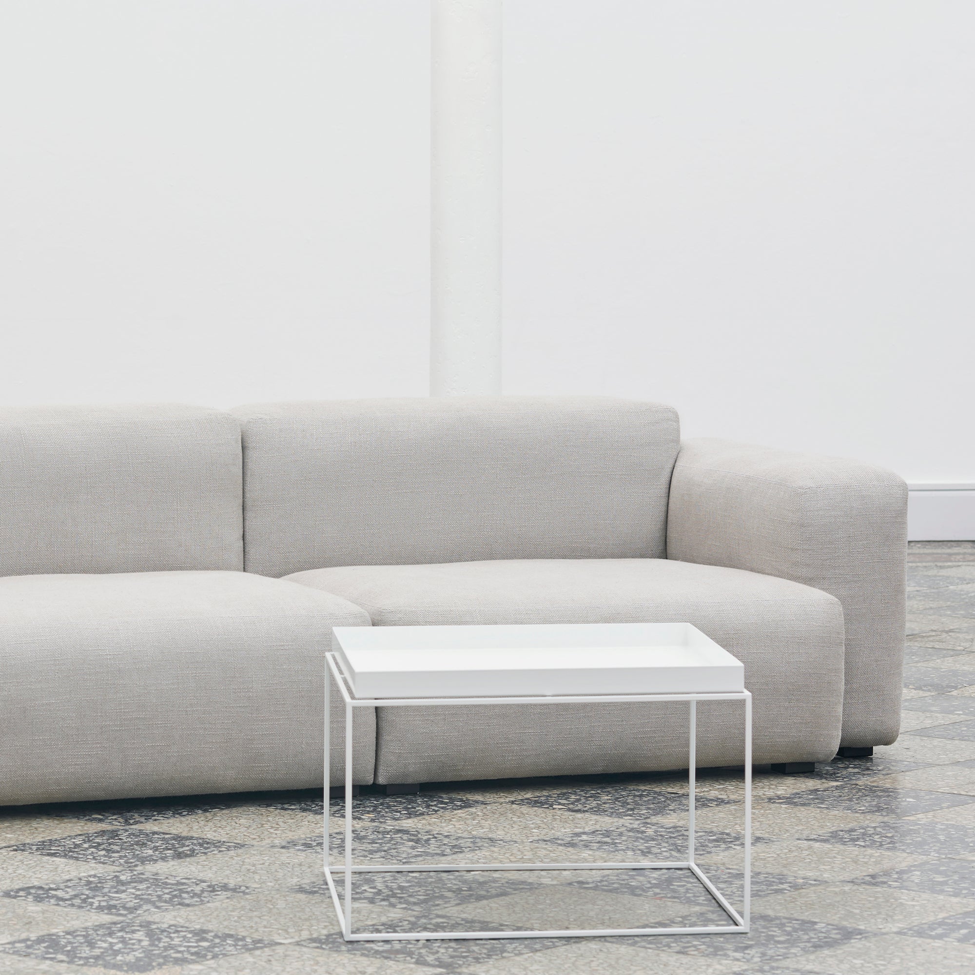 Tray Table 60x40 măsuță ocazională