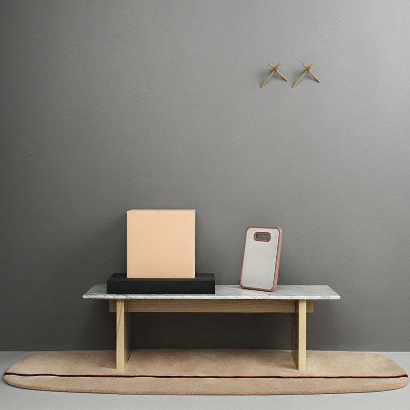 Solid, o masă de cafea produsă de Normann Copenhagen