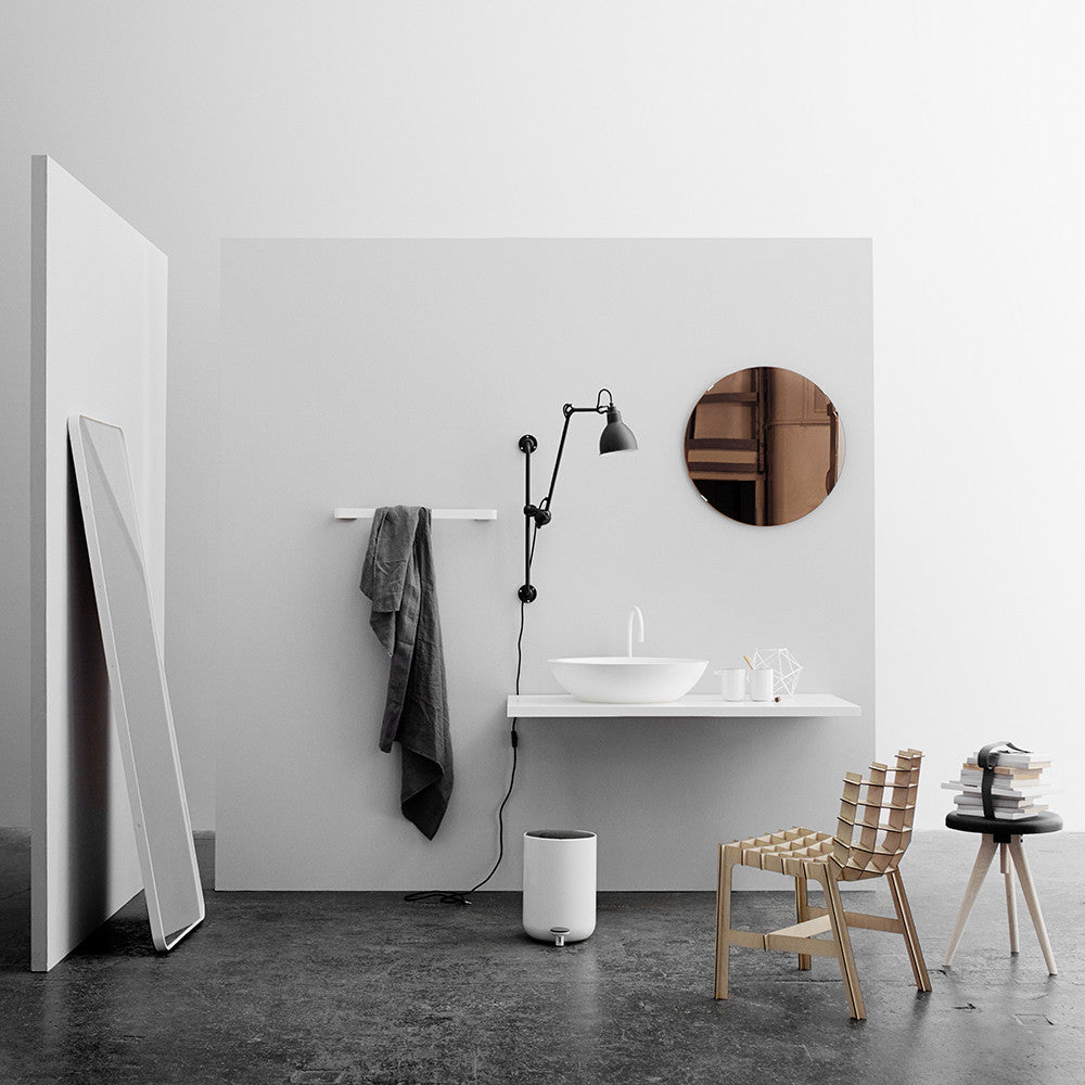 Norm oglindă de podea