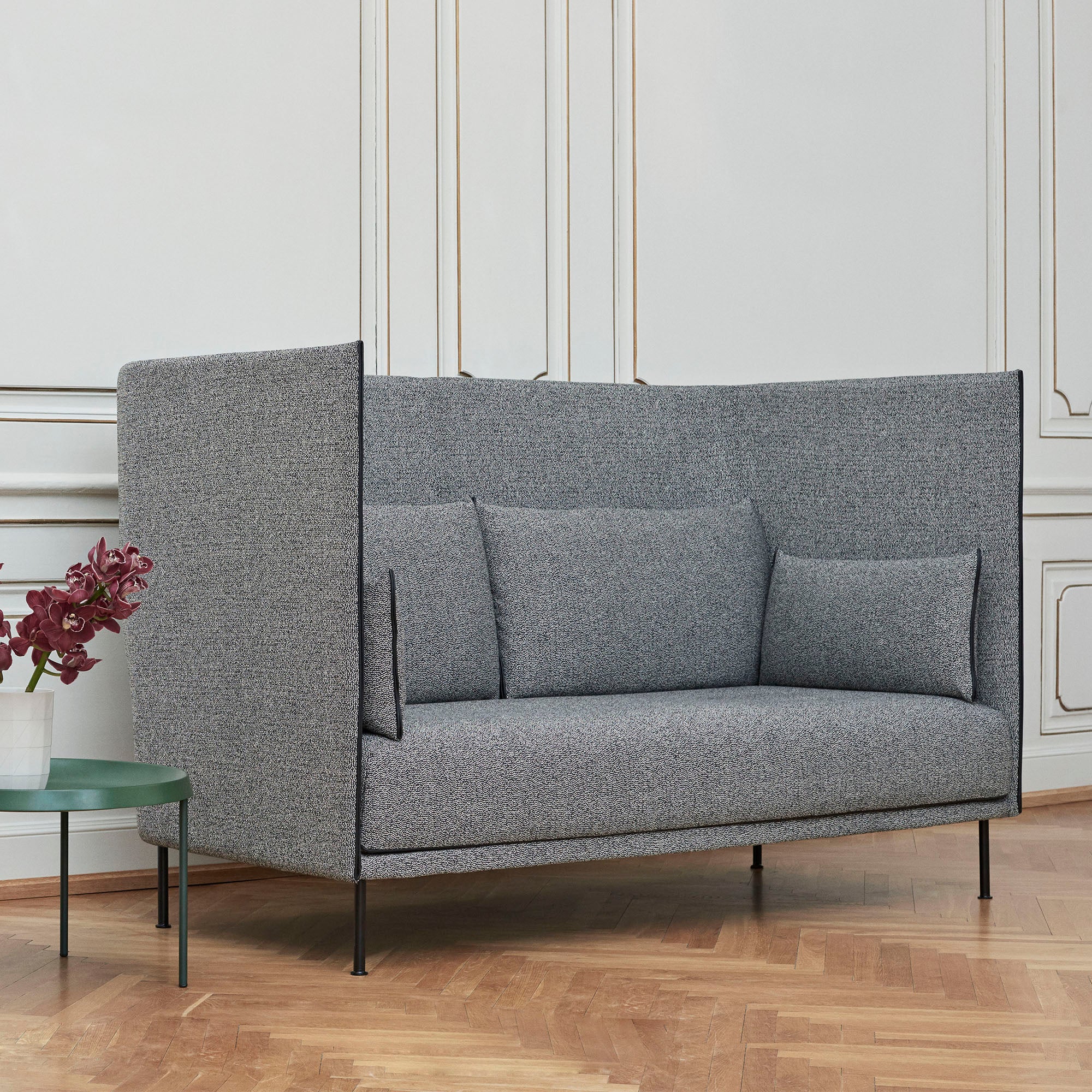 Silhouette sofa highback canapea