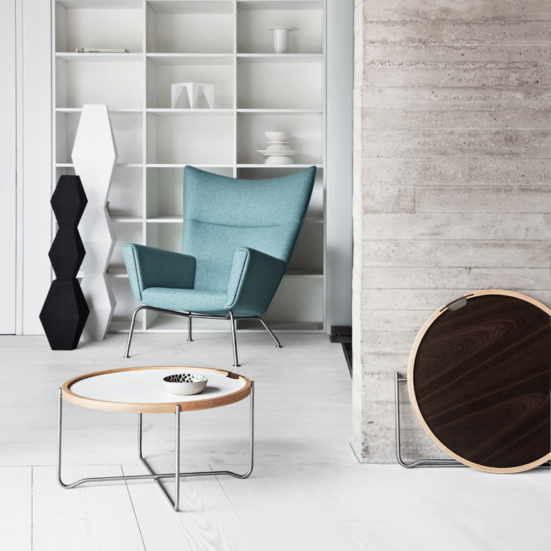 CH417 Tray Table măsuță de cafea