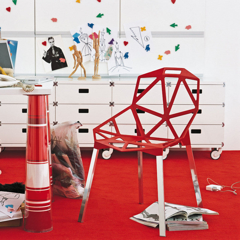 Scaun Chair One roșu produs de Magis (ambient)