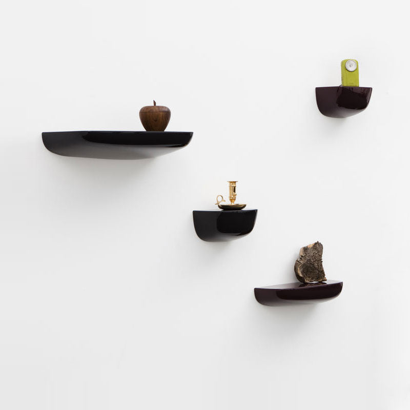 Rafturi Corniches small create de Ronan & Erwan Bouroullec pentru Vitra