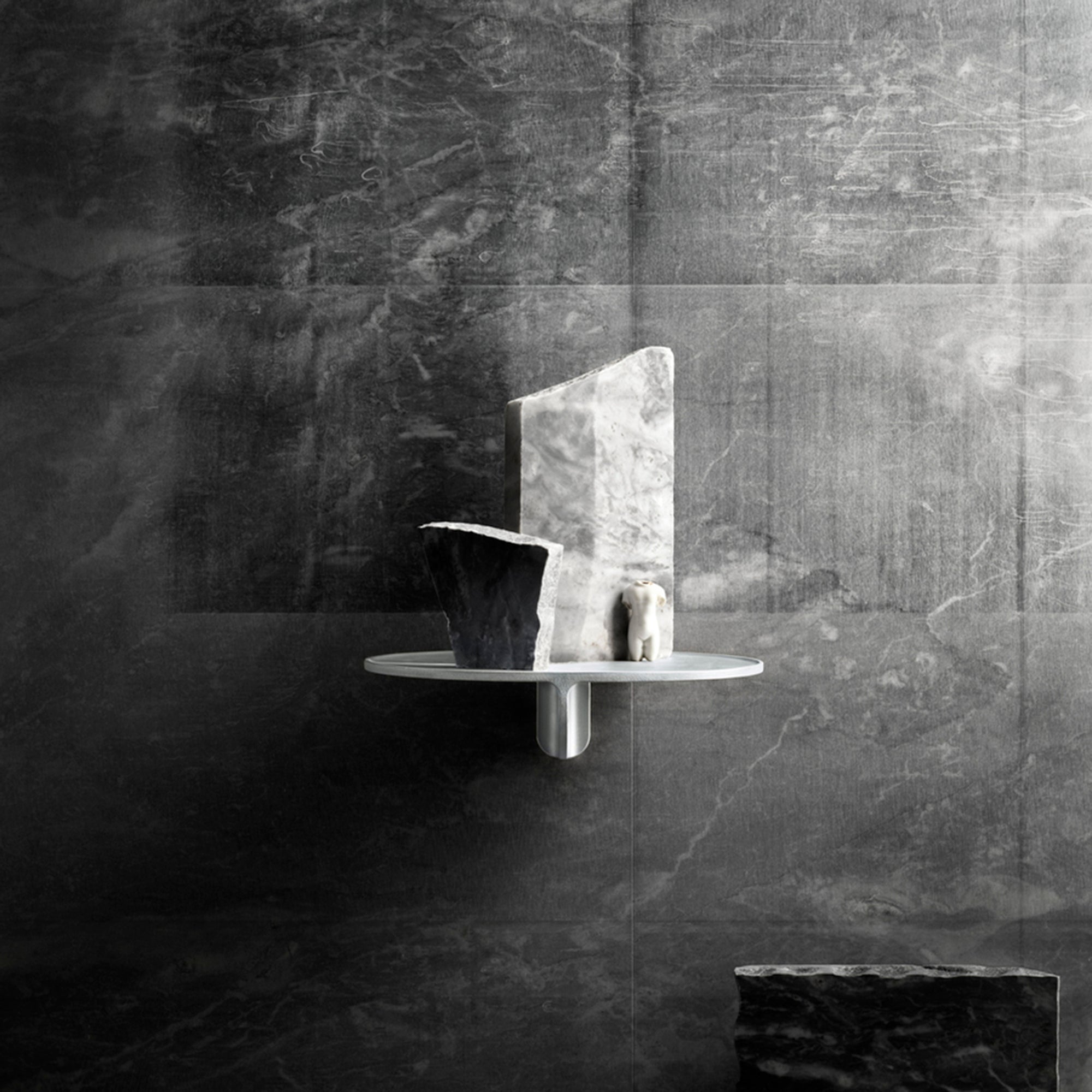 String Museum poliță