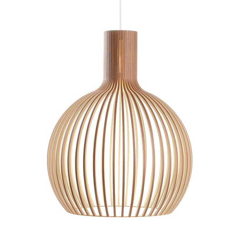 Lampa Octo 4240 produsă de Secto Design (nuc)