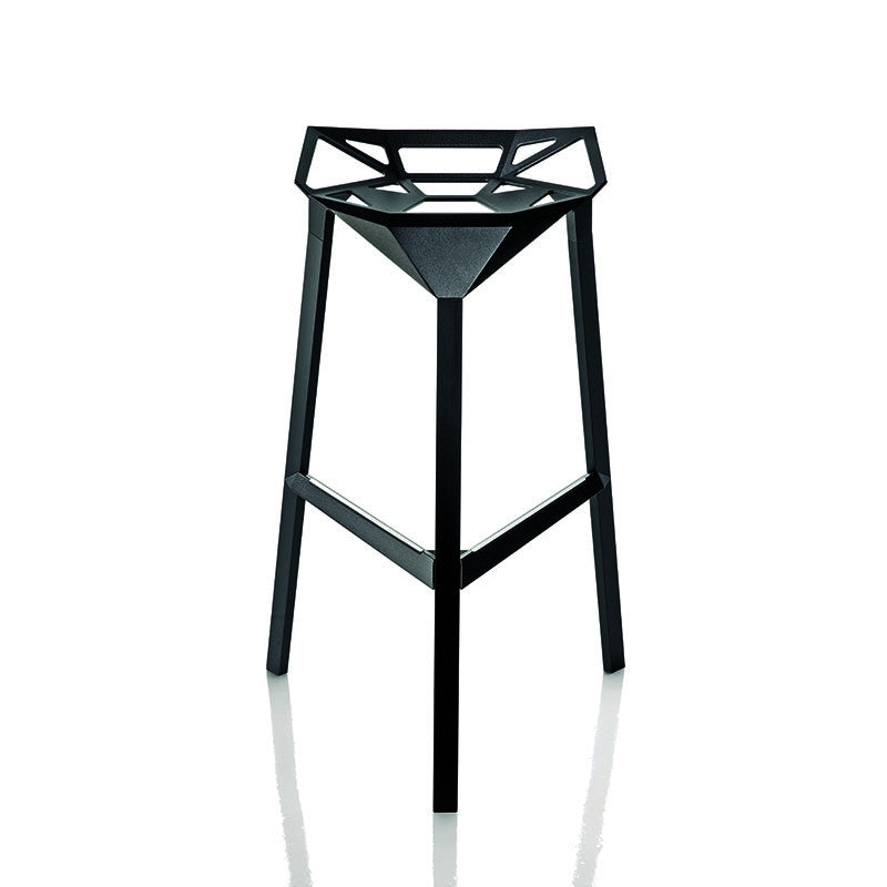 Stool One, un scaun de bar creat de Konstantin Grcic pentru Magis