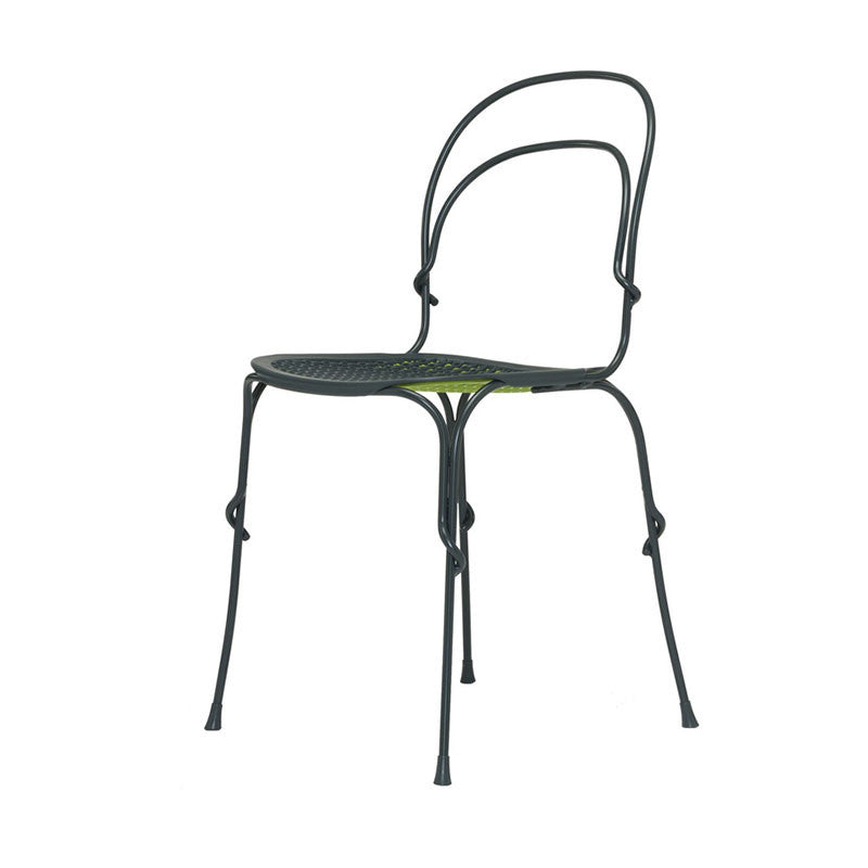 Perfect pentru terasă, scaunul Vigna produs de Magis