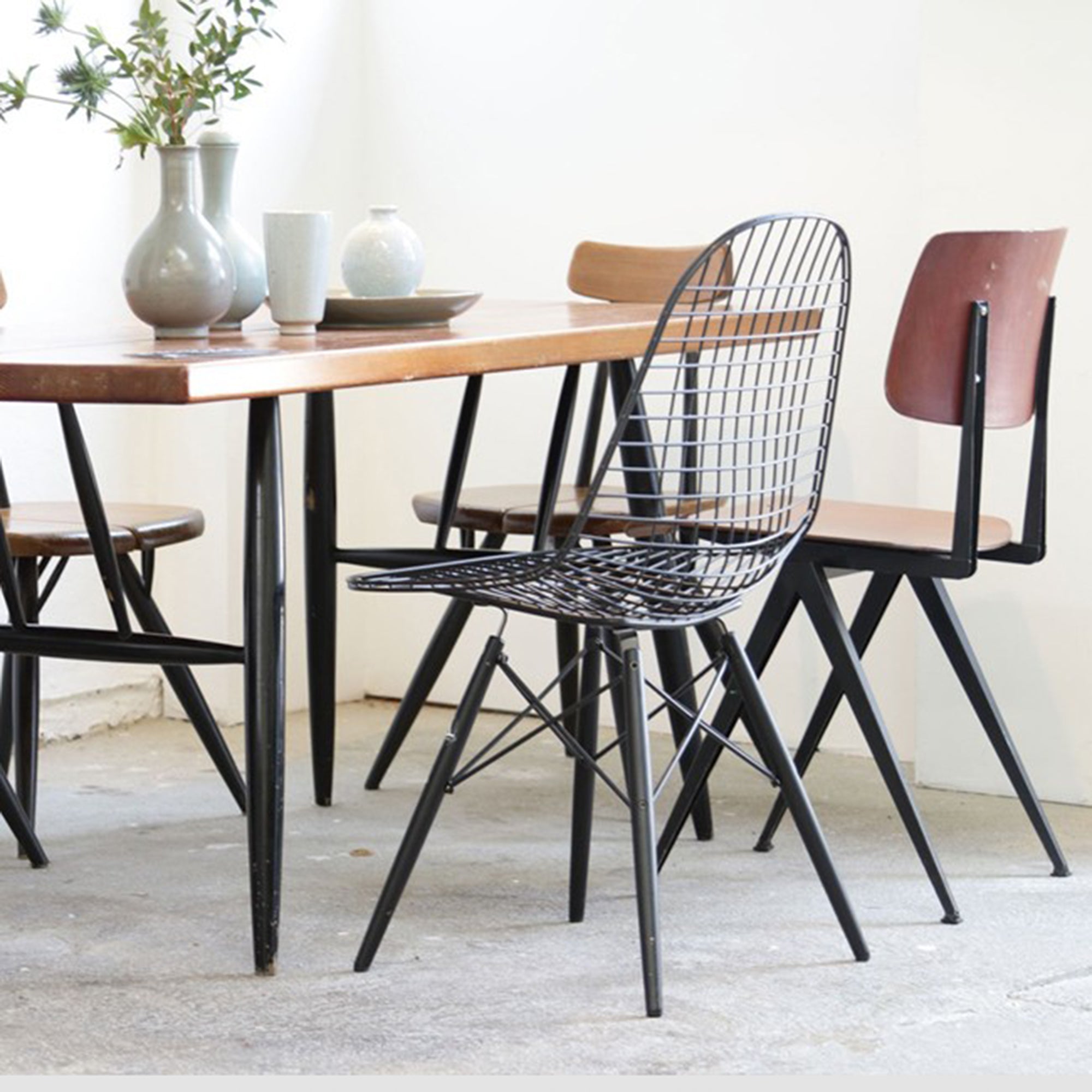 Eames Wire DKW scaun netapițat