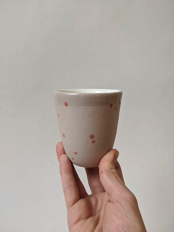 Colecție exclusivă De Ceramică pentru Intro Pop-Up Shop @Beans&Dots