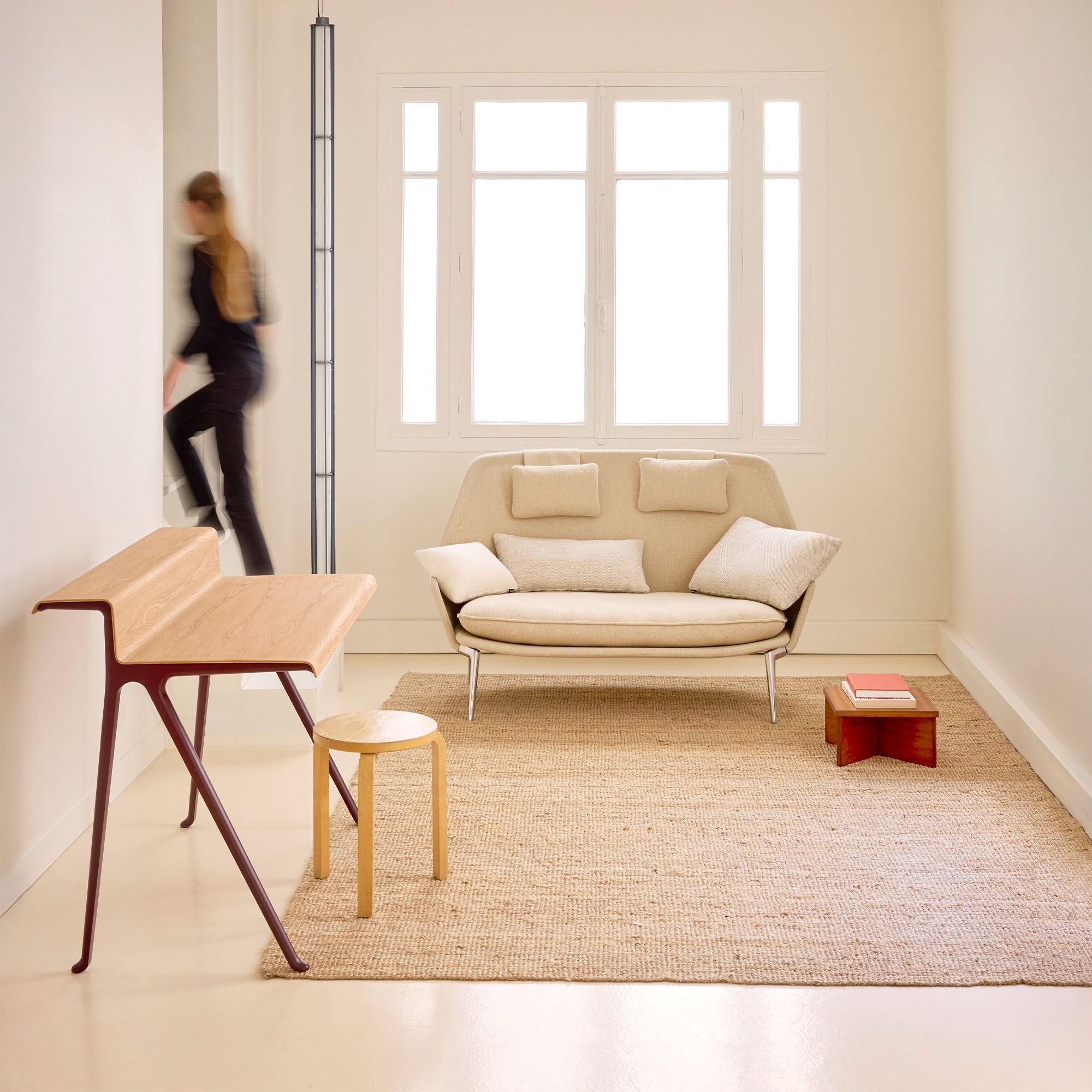 Slow Sofa, canapea cu 2 locuri bază satinată