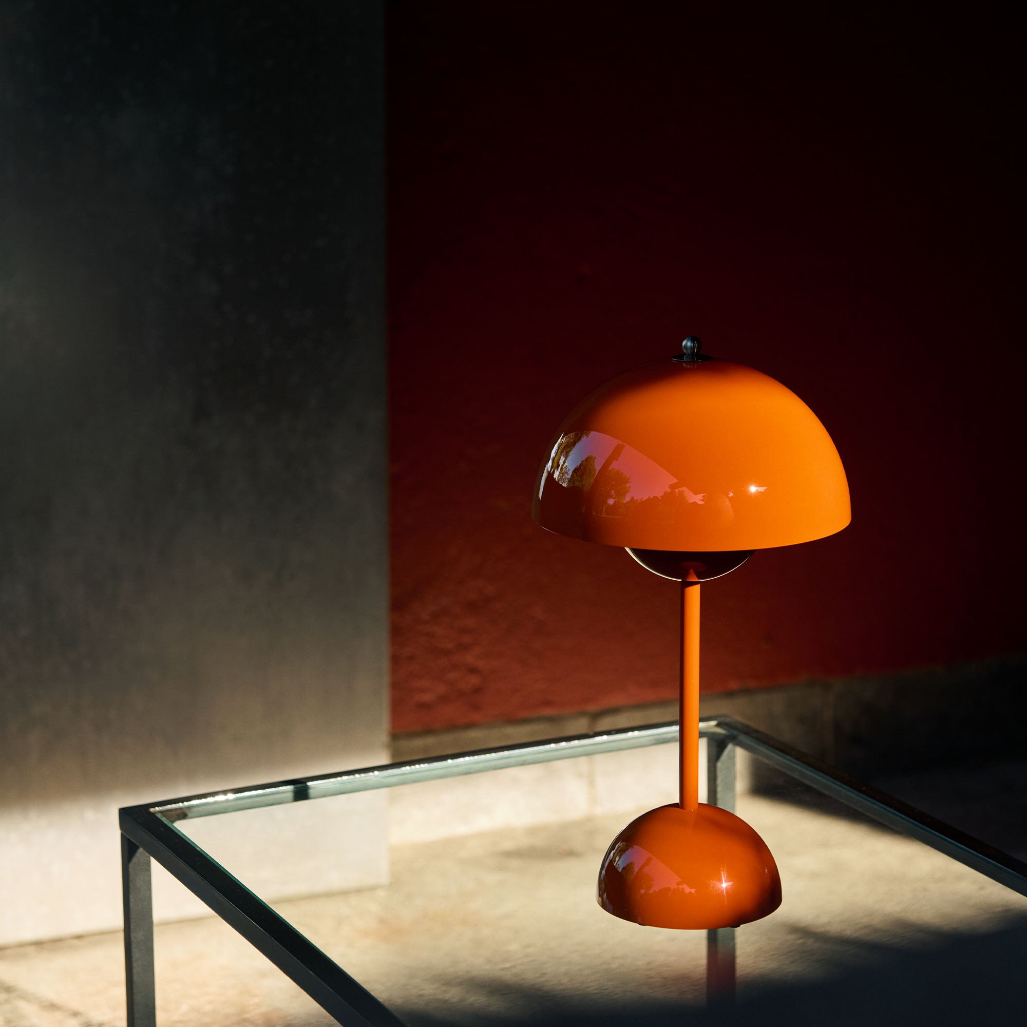 Flowerpot VP9 Zesty Orange, lampă portabilă