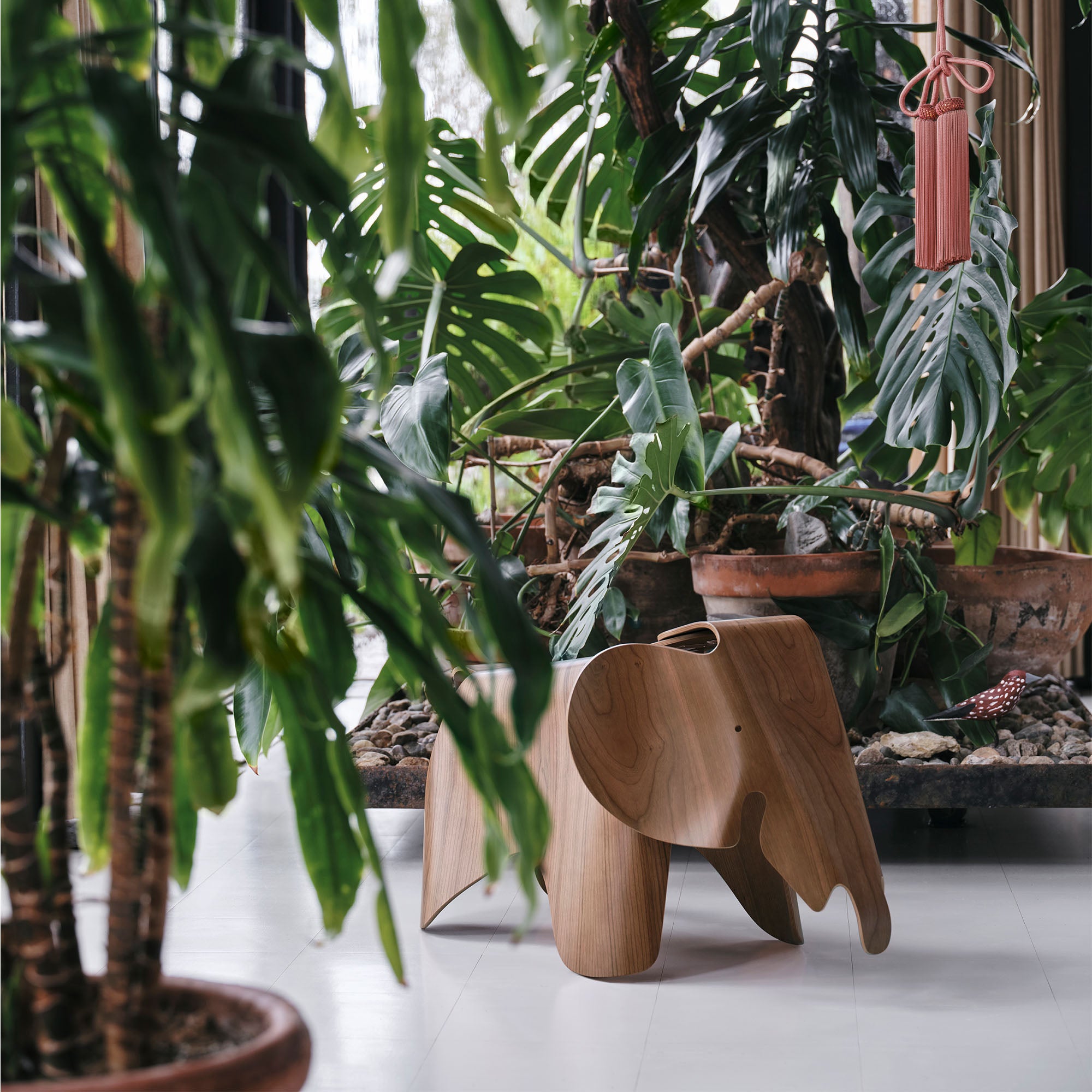 Eames Elephant plywood M