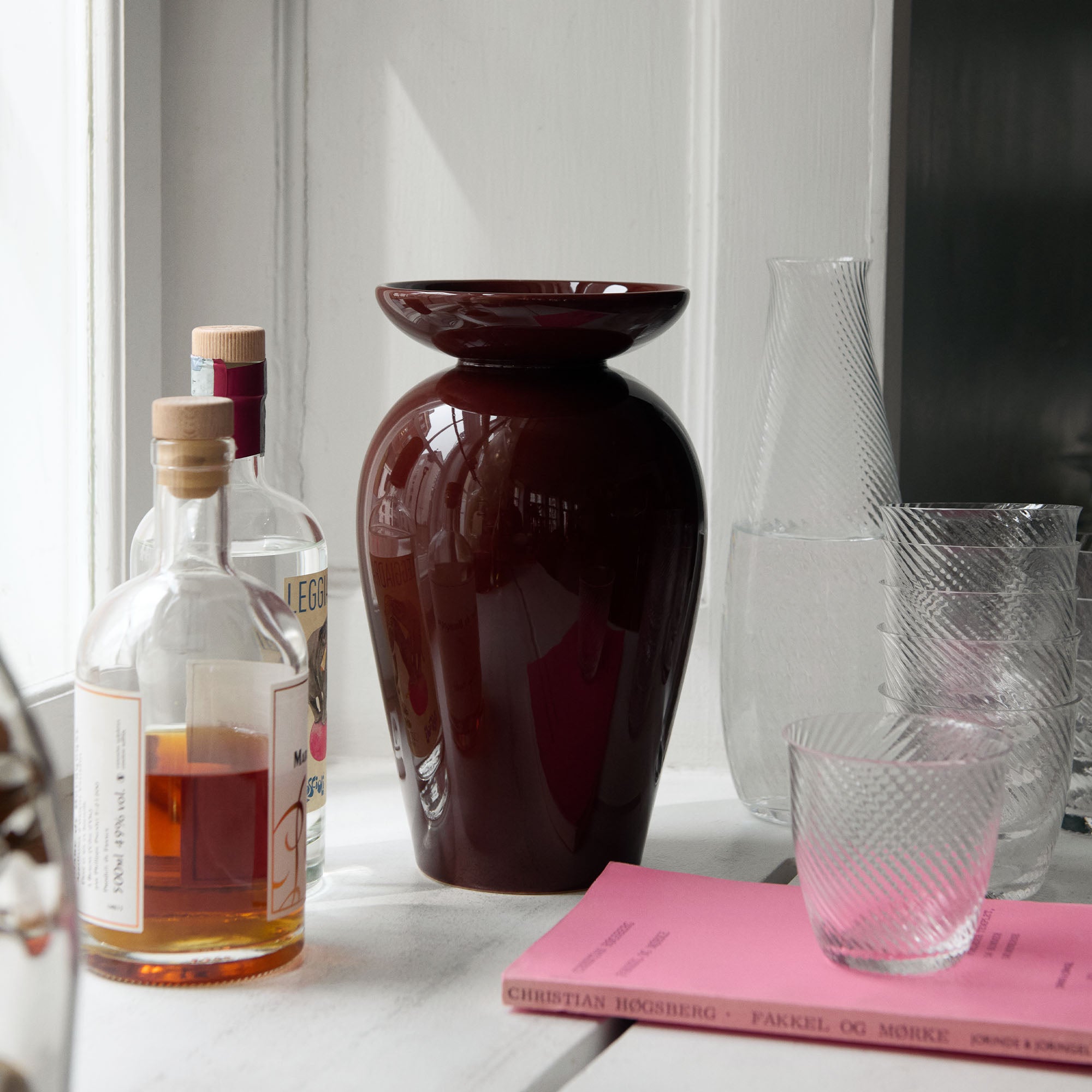 JH47 Momento Vase