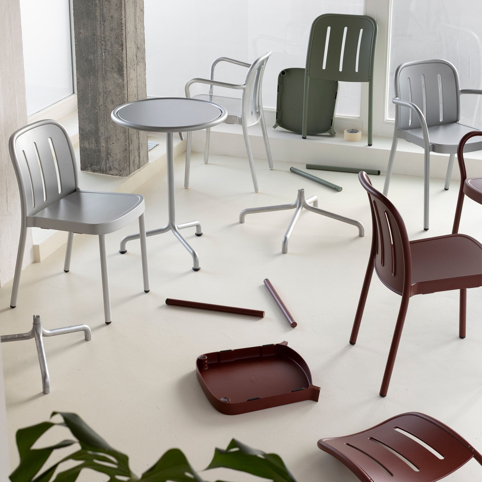 Deville Table, masă rotundă Ø55 cm