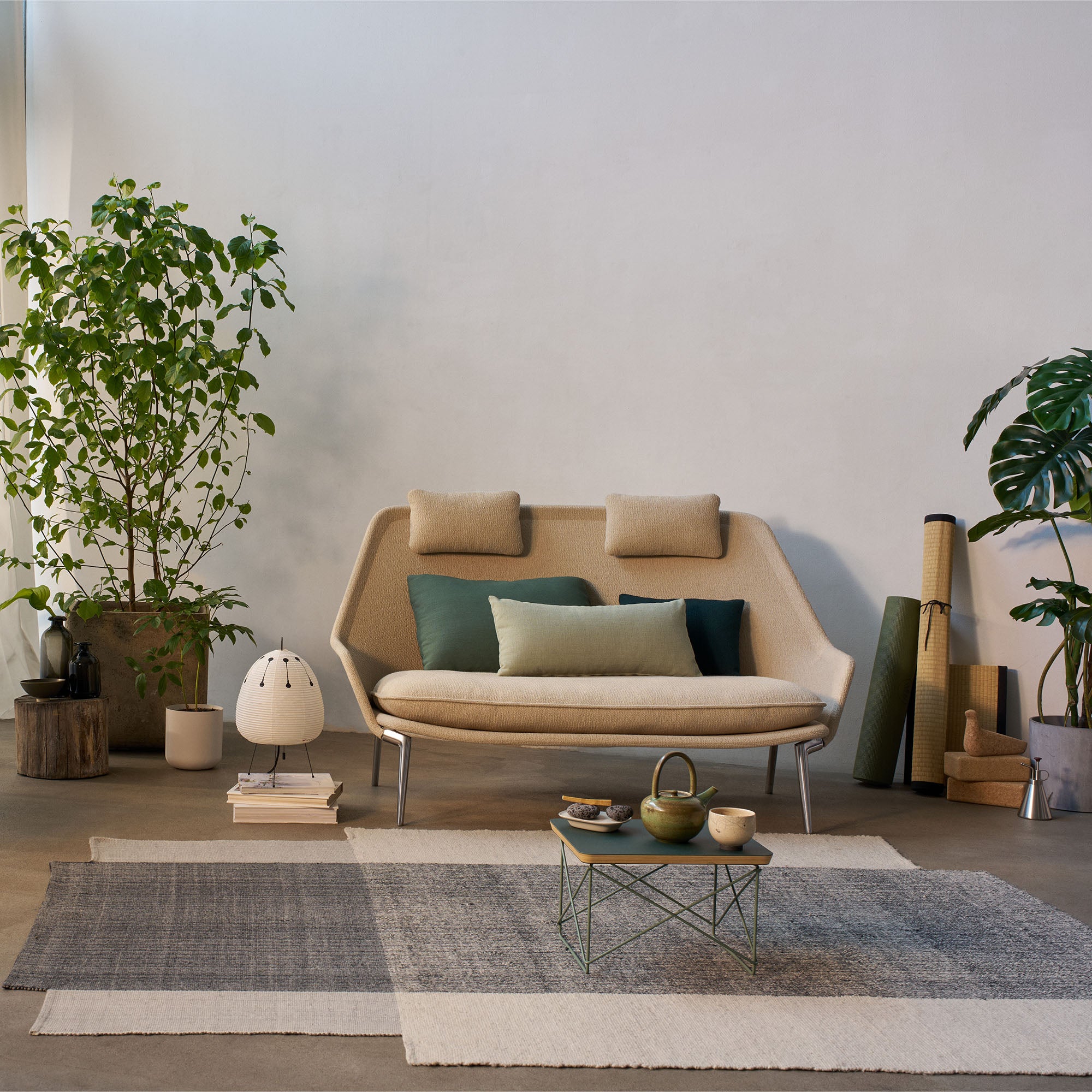 Slow Sofa, canapea cu 2 locuri bază satinată