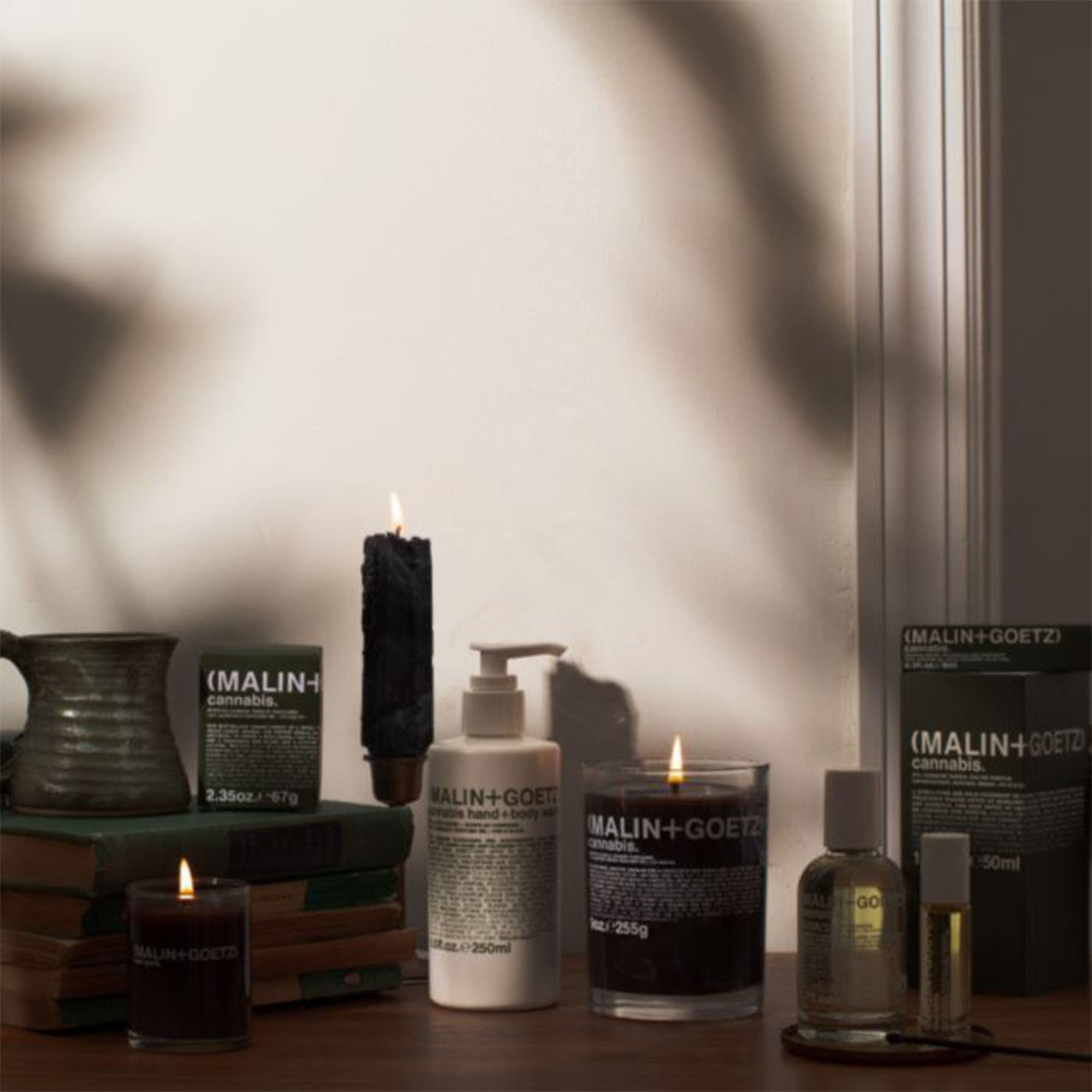 Cannabis Votive Candle, lumânare parfumată mică