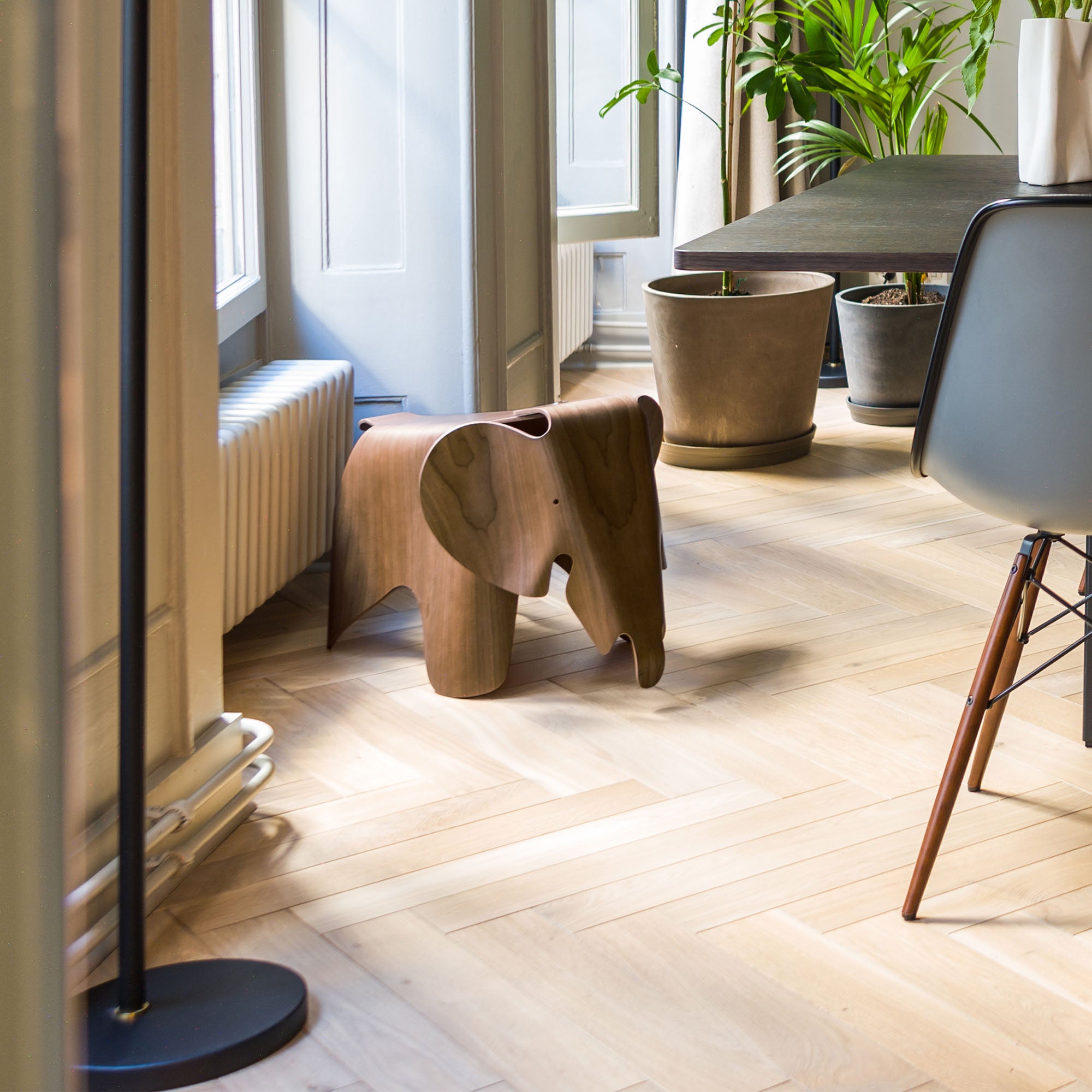 Eames Elephant plywood M
