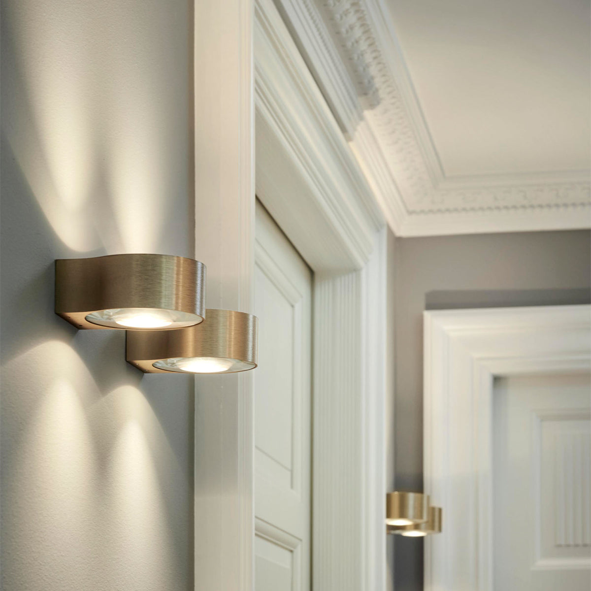 Orbit W1, lampă de perete